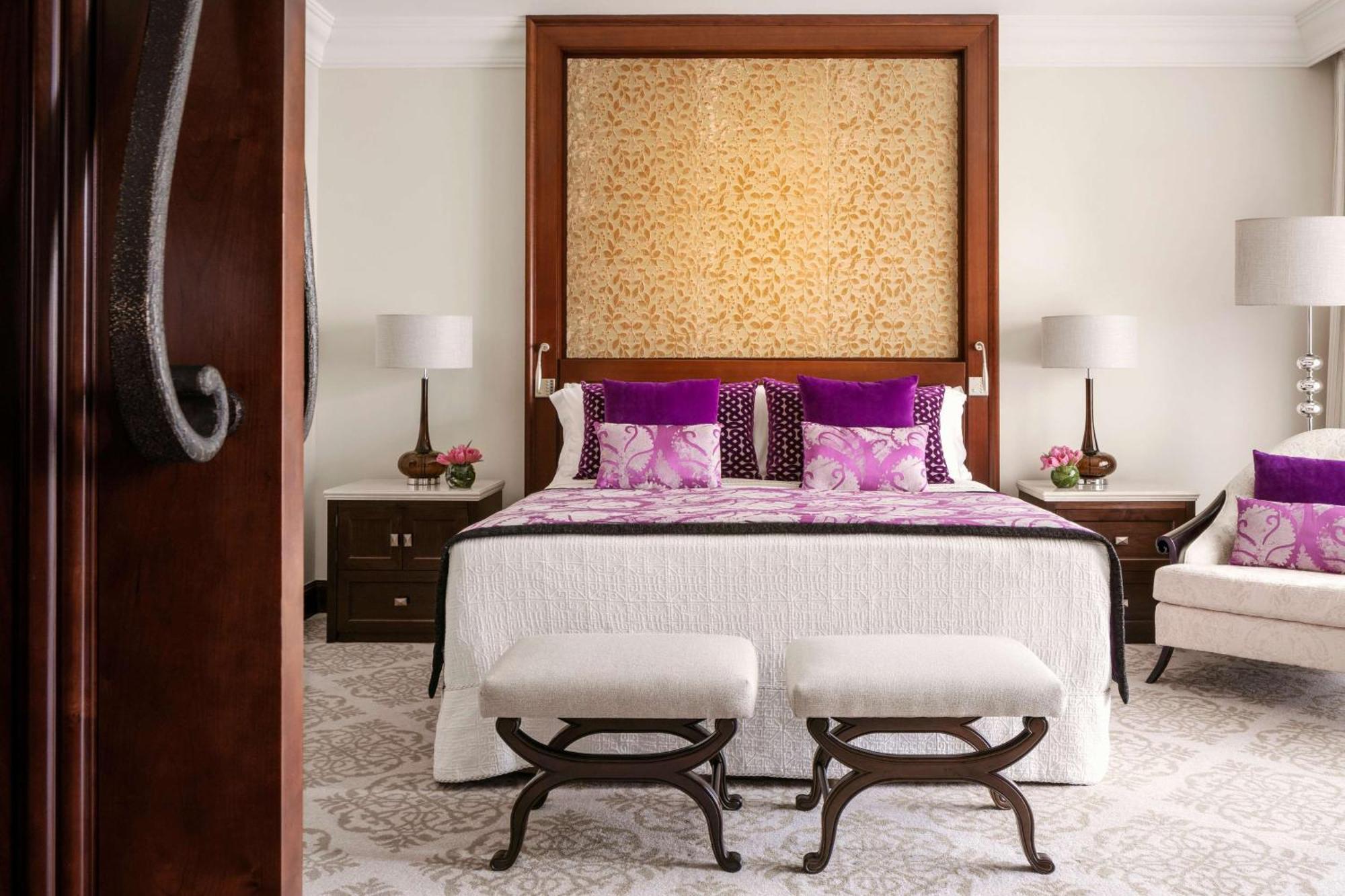 Palace Superior King Room - includes Waterpark Access,1698880771:JPEG