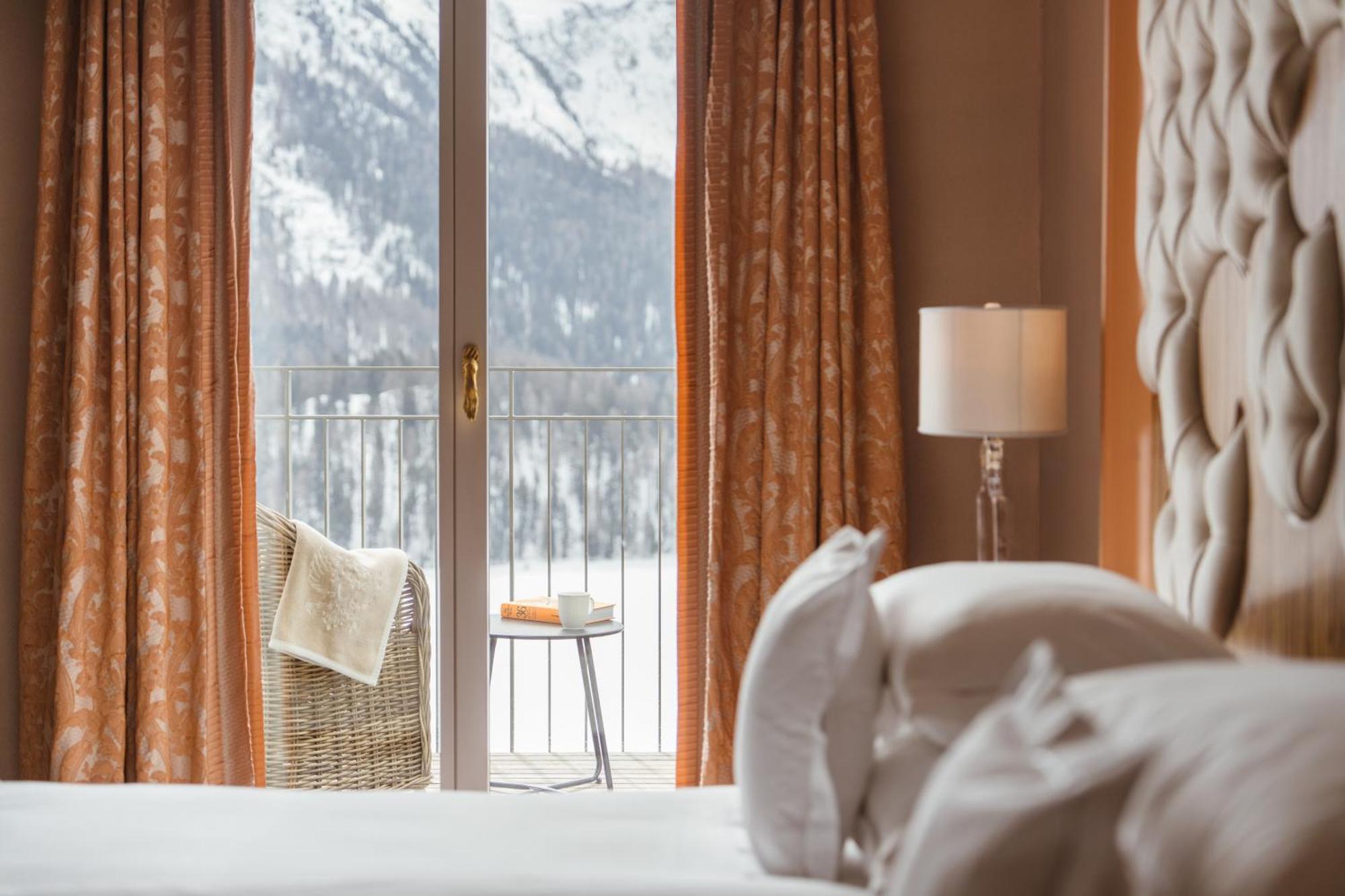 Deluxe Room Lake View