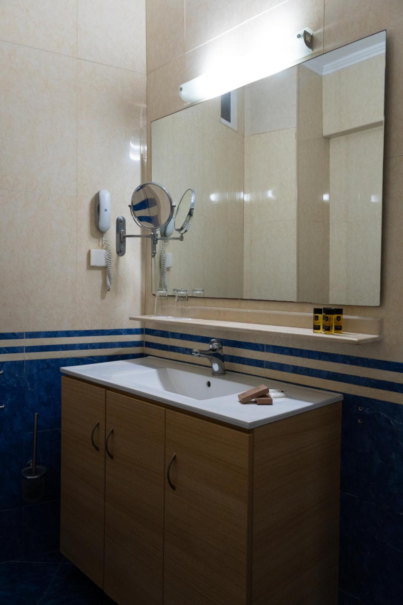 Superior Double Room with Sea View & Private Pool,1703567449:JPEG