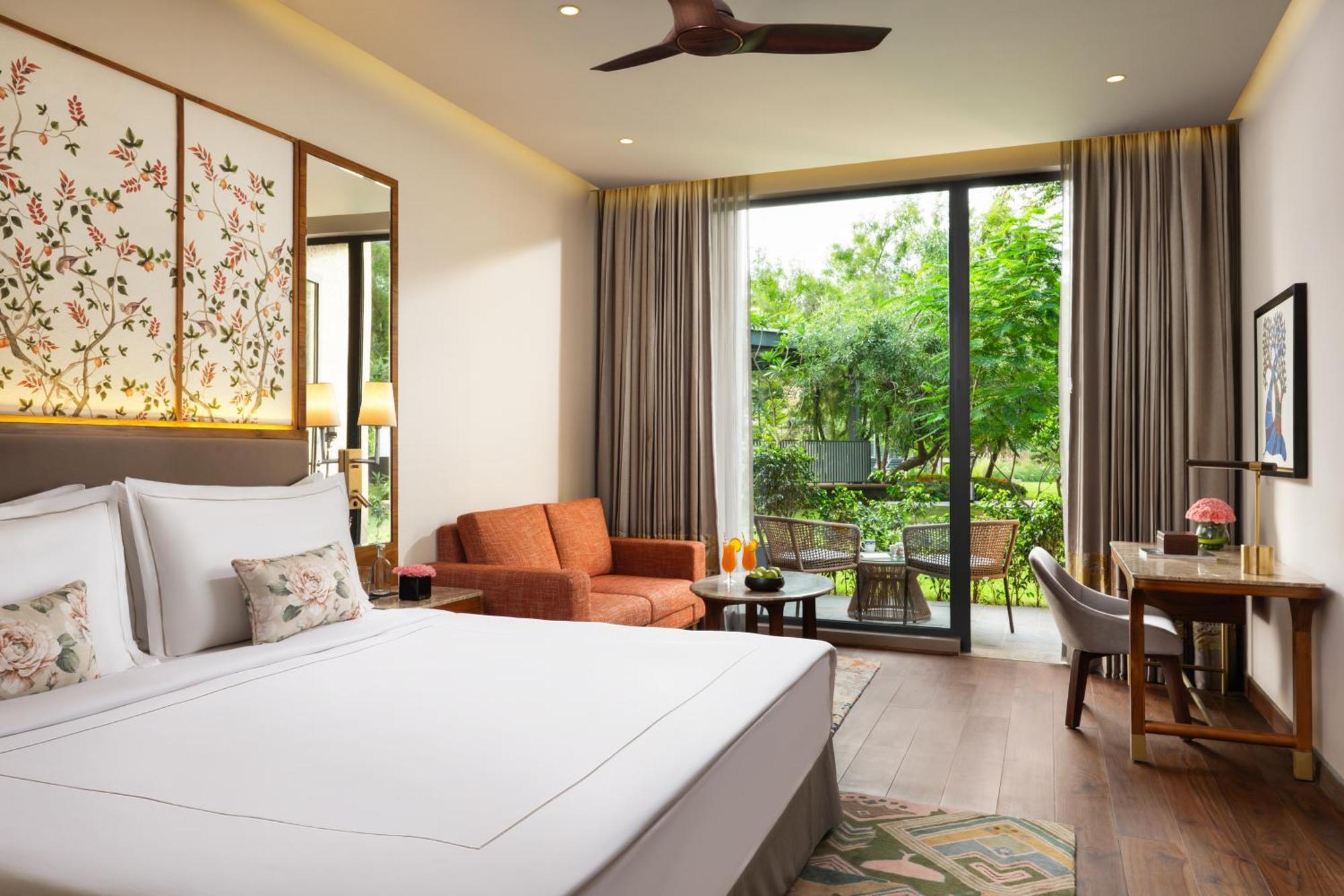 Superior Room King Bed