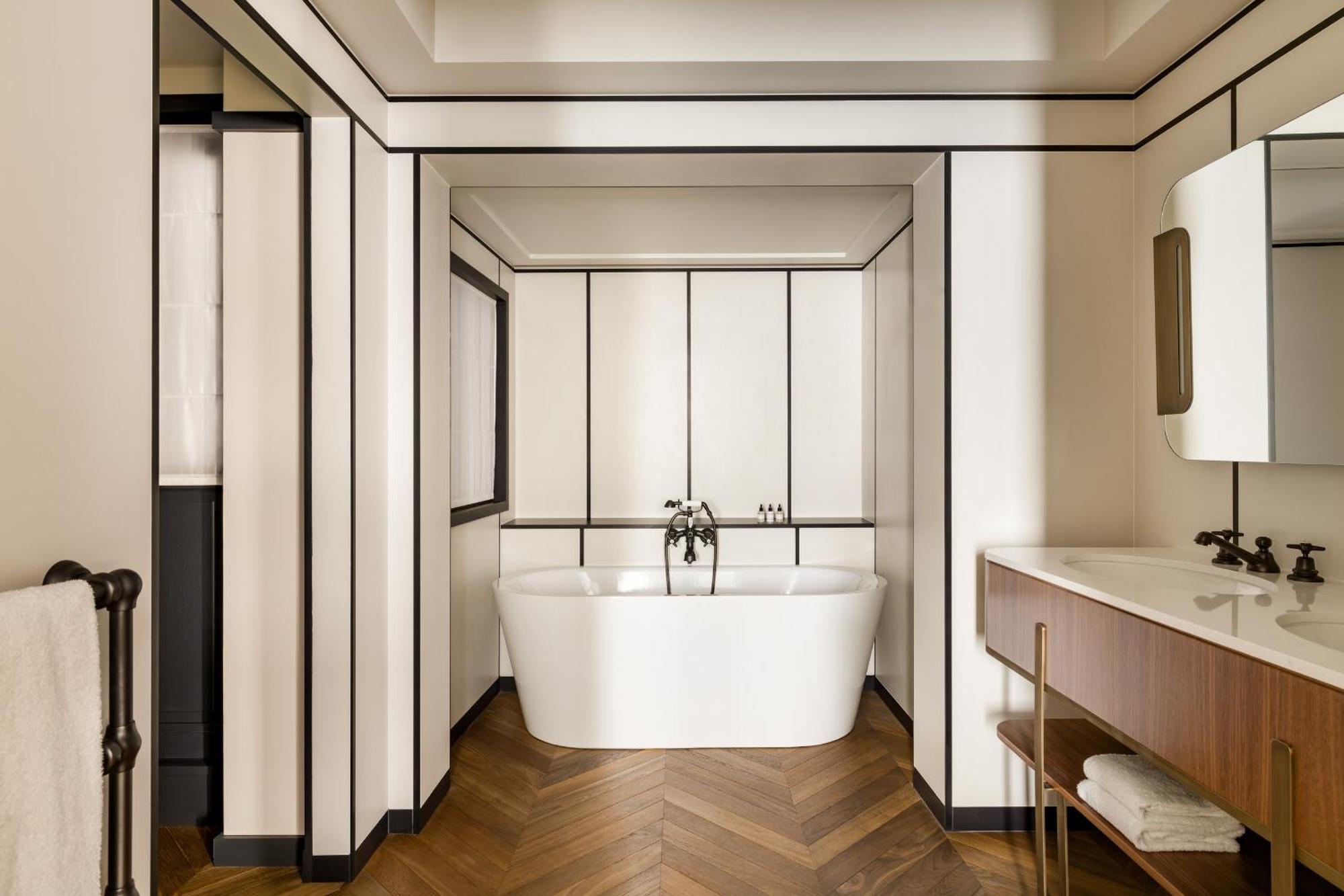 Superior Suite