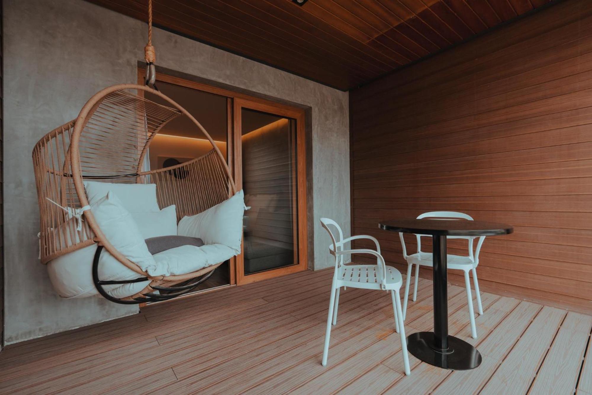 Junior Suite with Mountain View