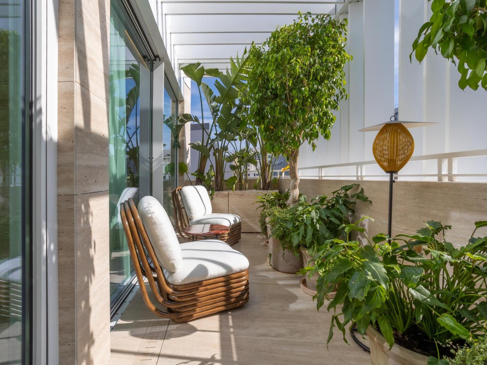 Contemporary Suite Balcony
