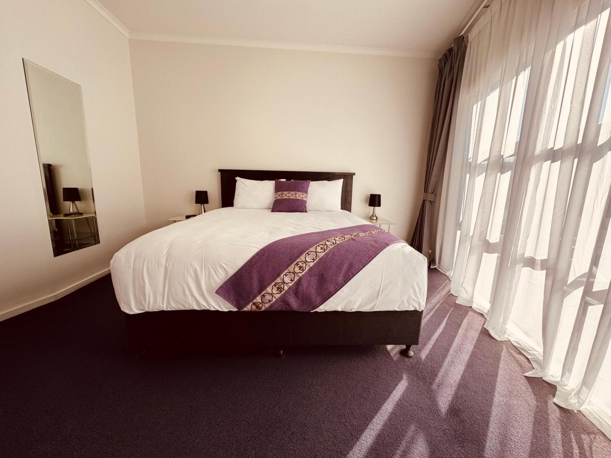 Executive One-Bedroom Suite