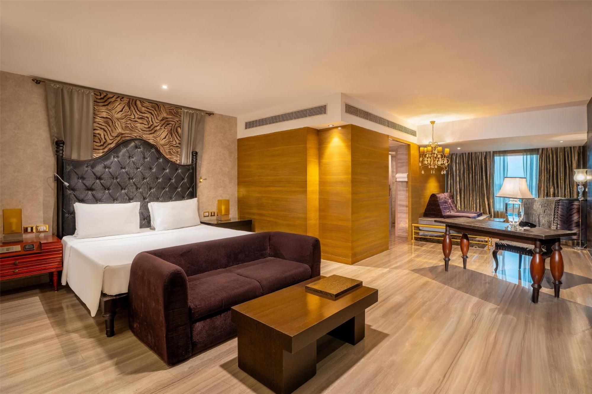 Junior Suite,1703567204:JPEG