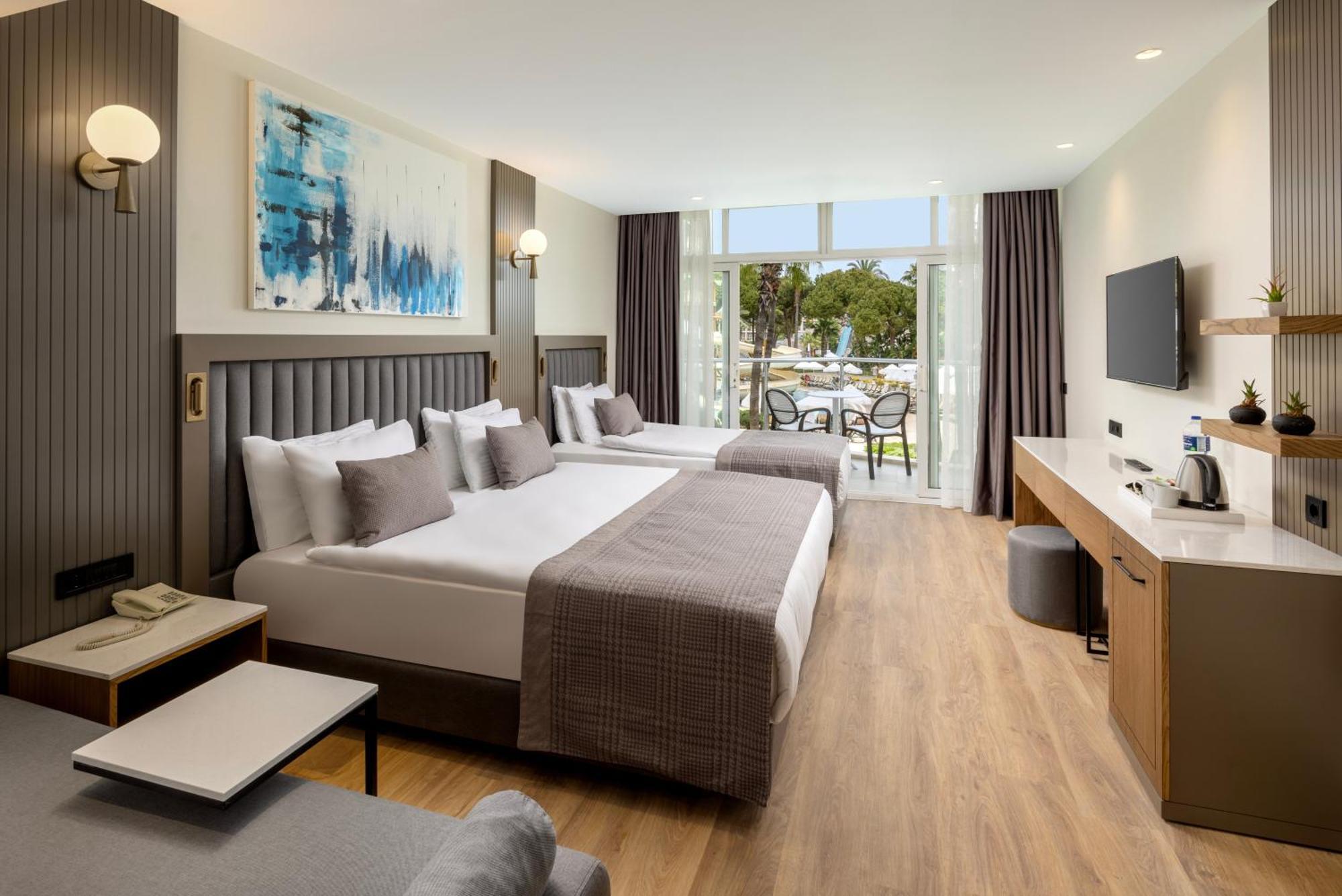 SUPERIOR QUAD STANDARD ROOM