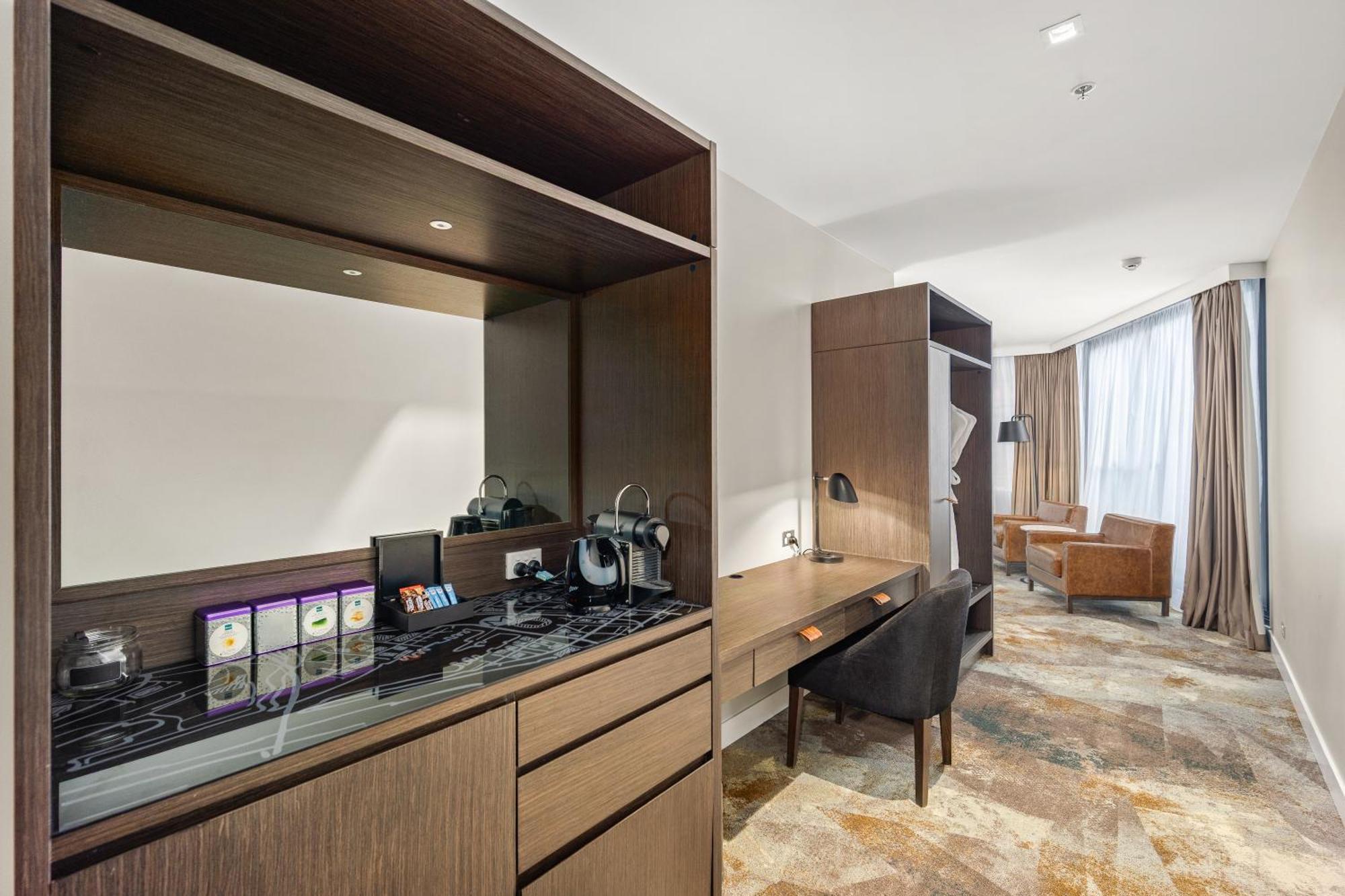 Peppers King Room