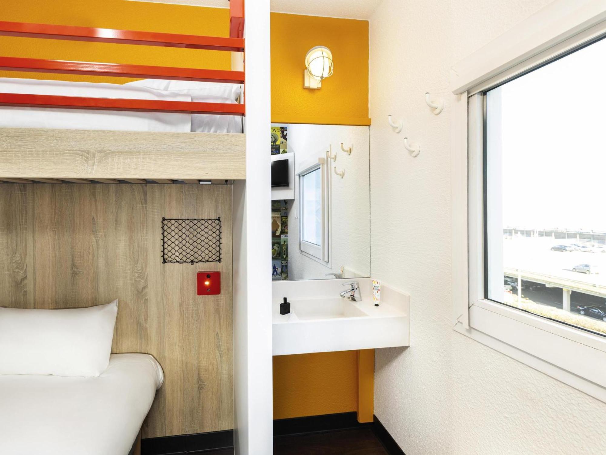 Room Mezzanine Level