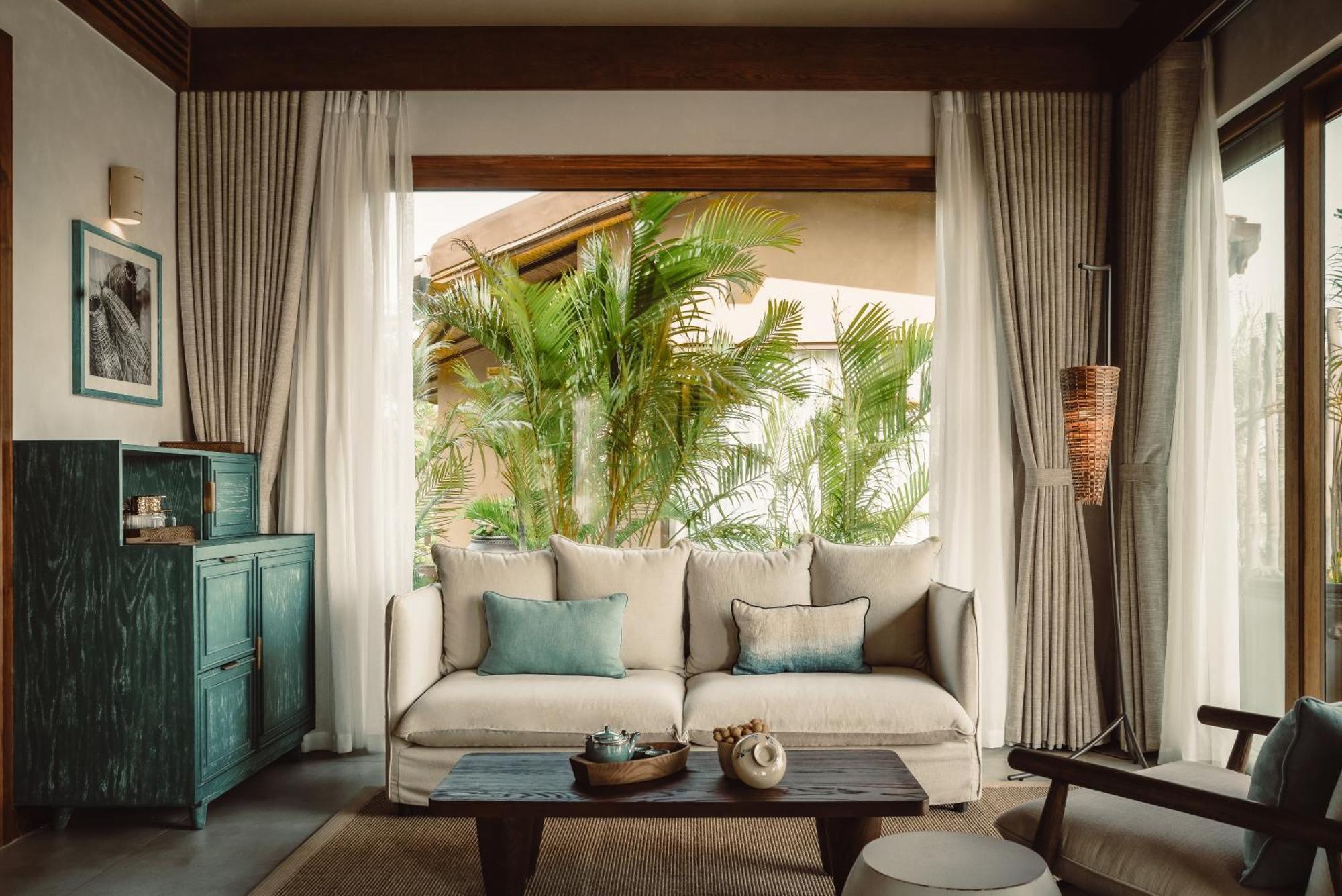River Pool Villa King Bed