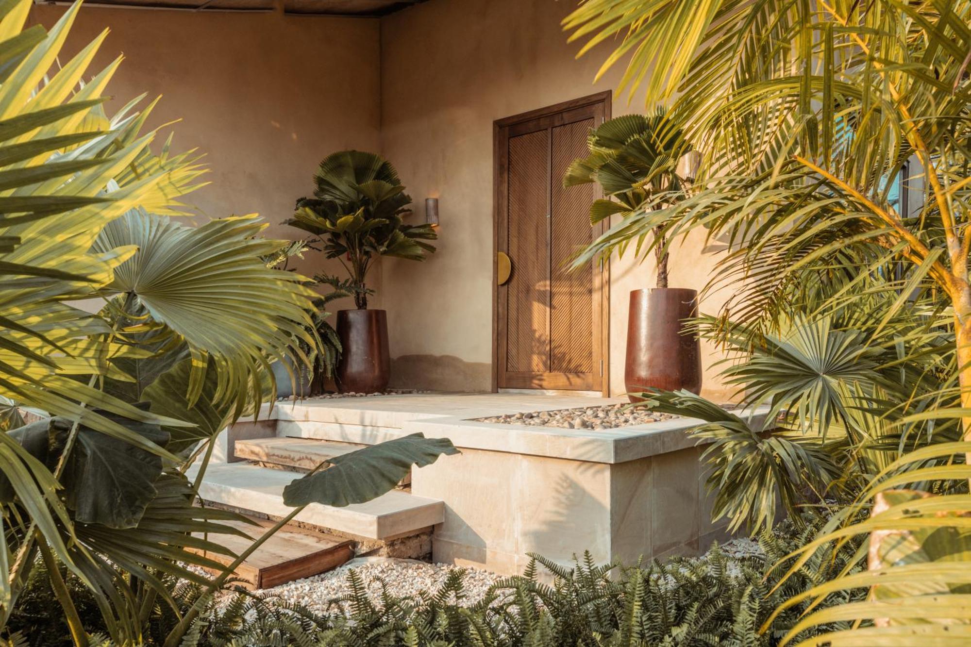 Nipa Pool Villa Twin Bed