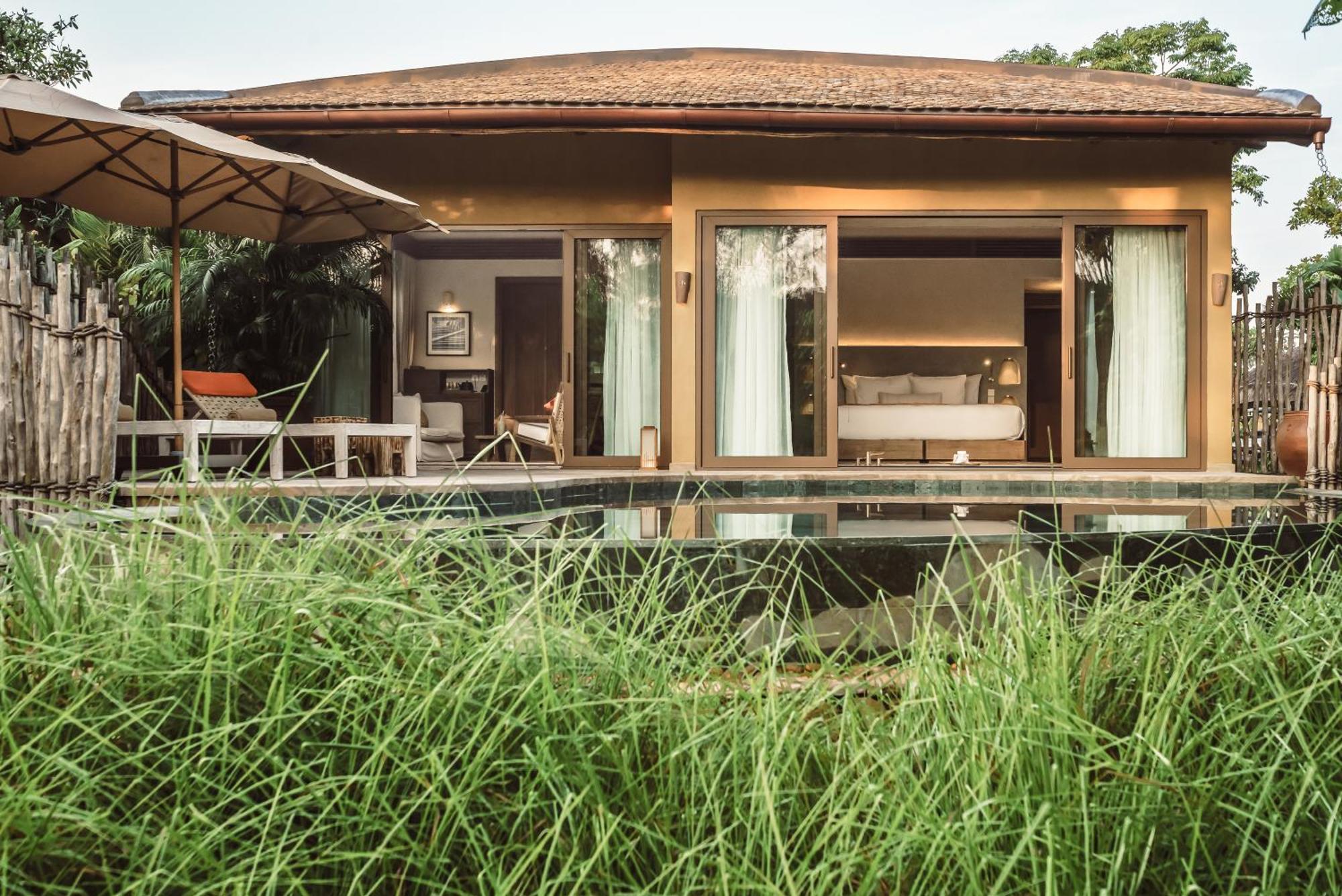 Nipa Pool Villa Twin Bed