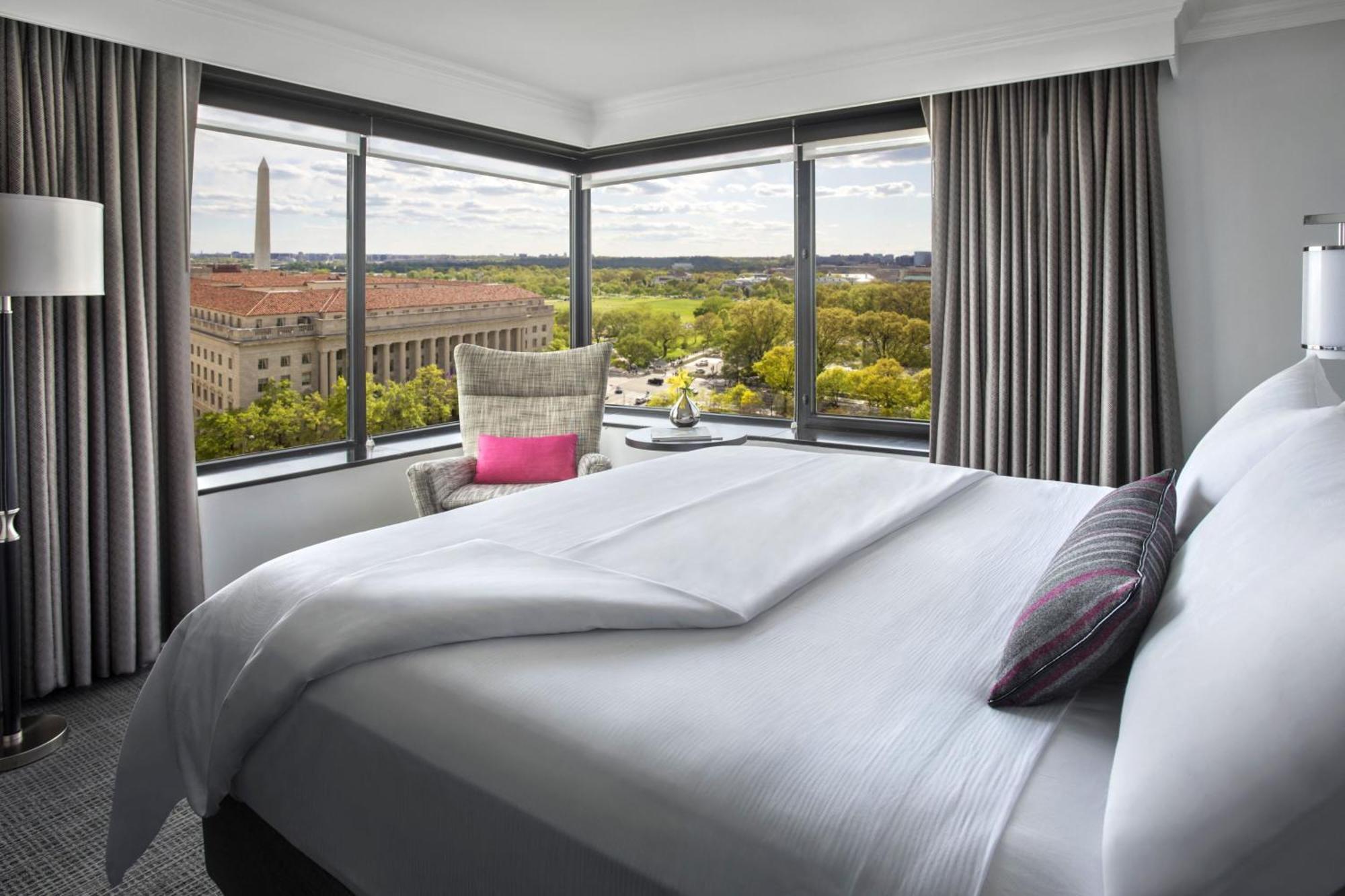 King Room Monument View