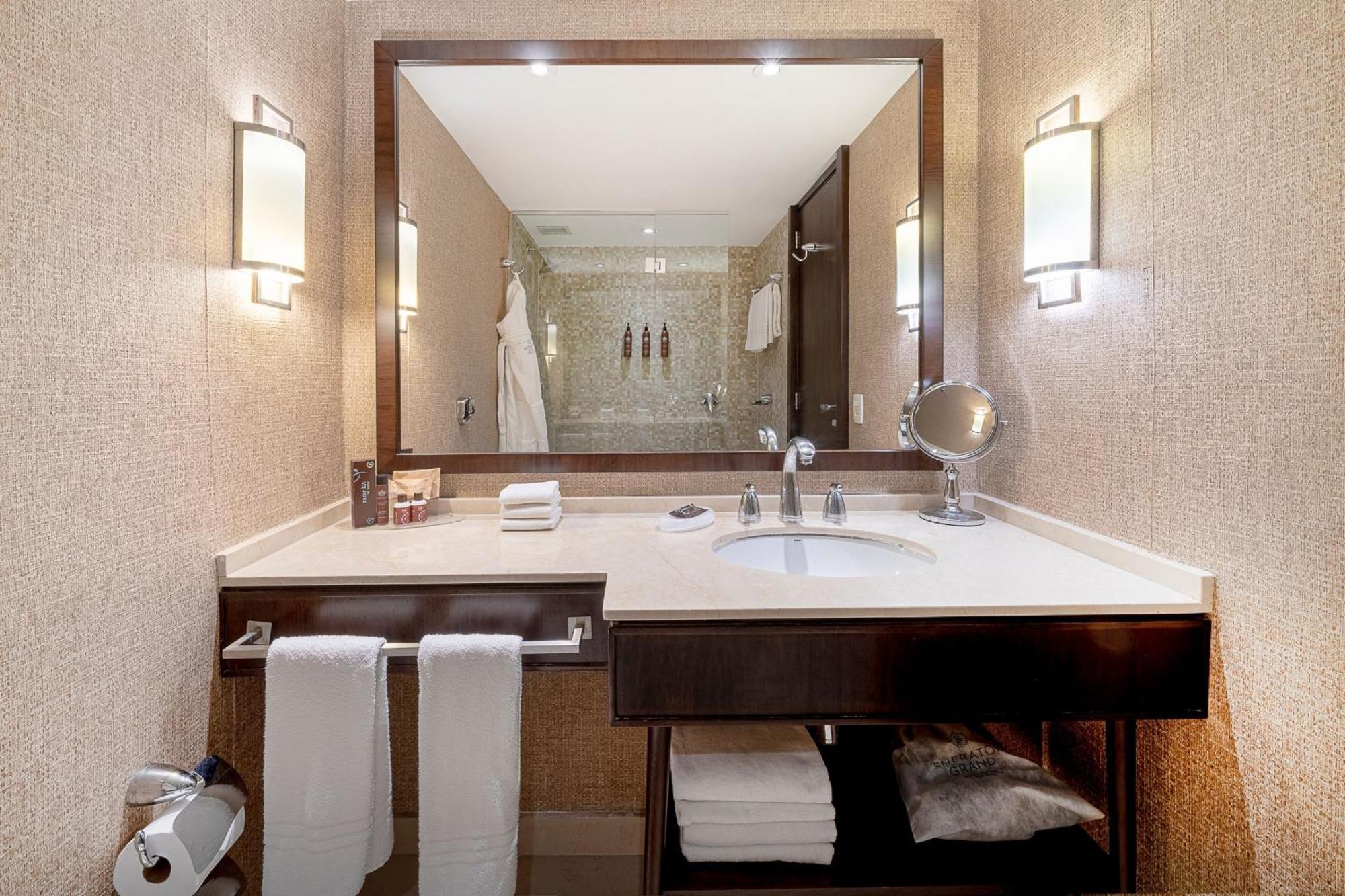 Carioca Suite Club lounge access Larger Suite Ocean view