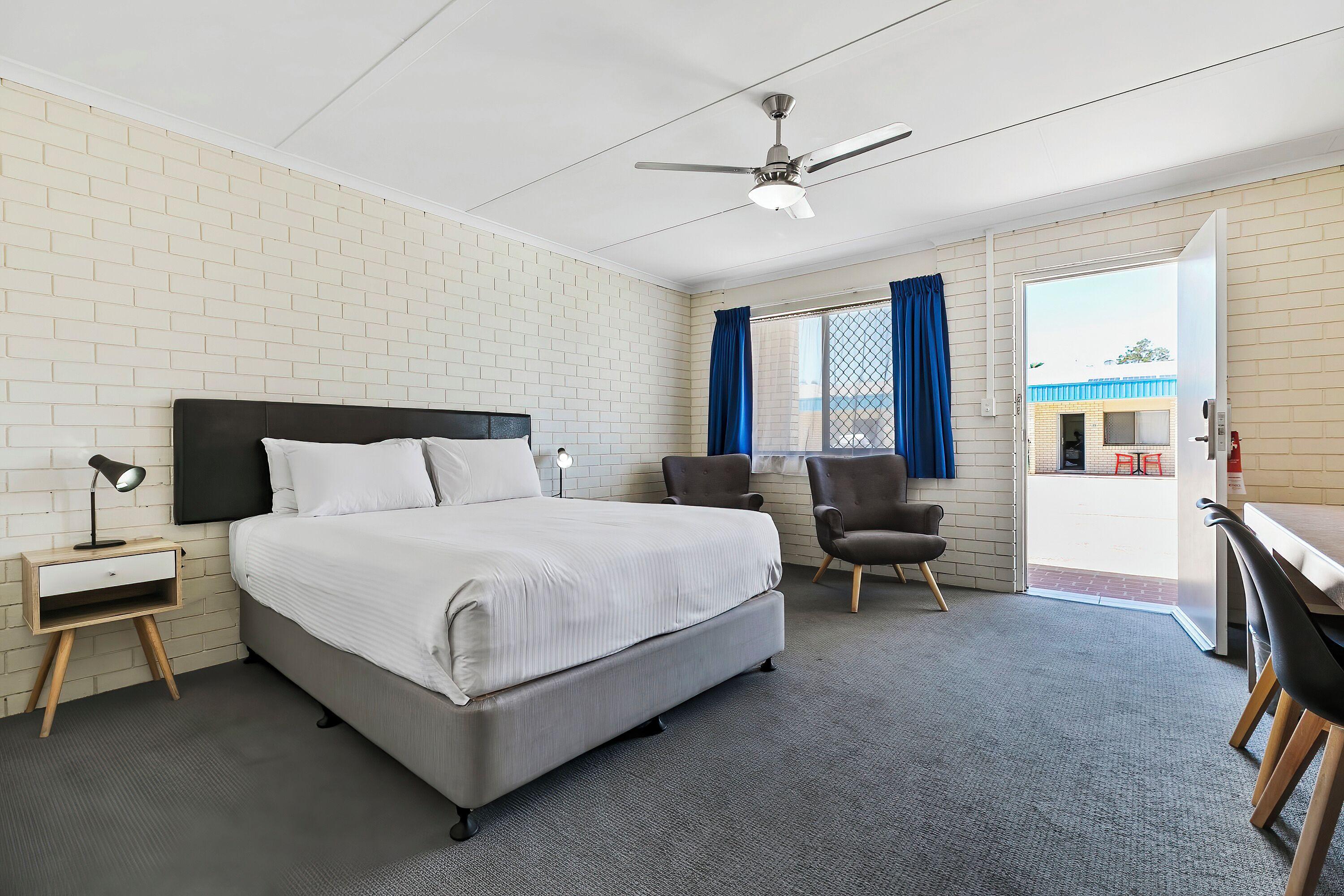 Executive Queen Room