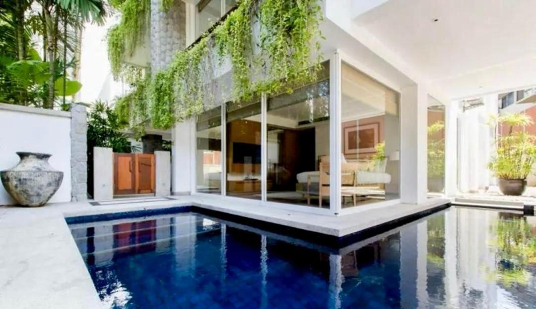 Three-Bedroom Apartment with Private Pool