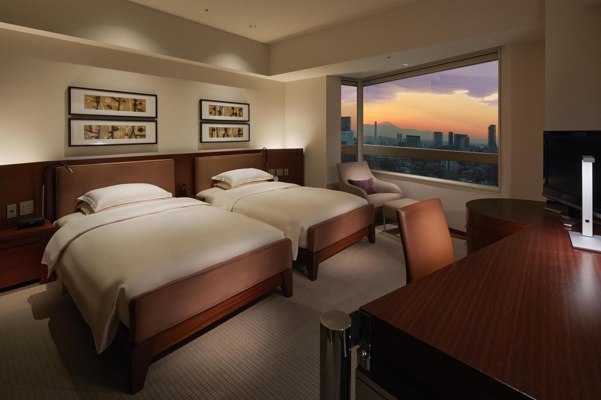 Twin Room City View