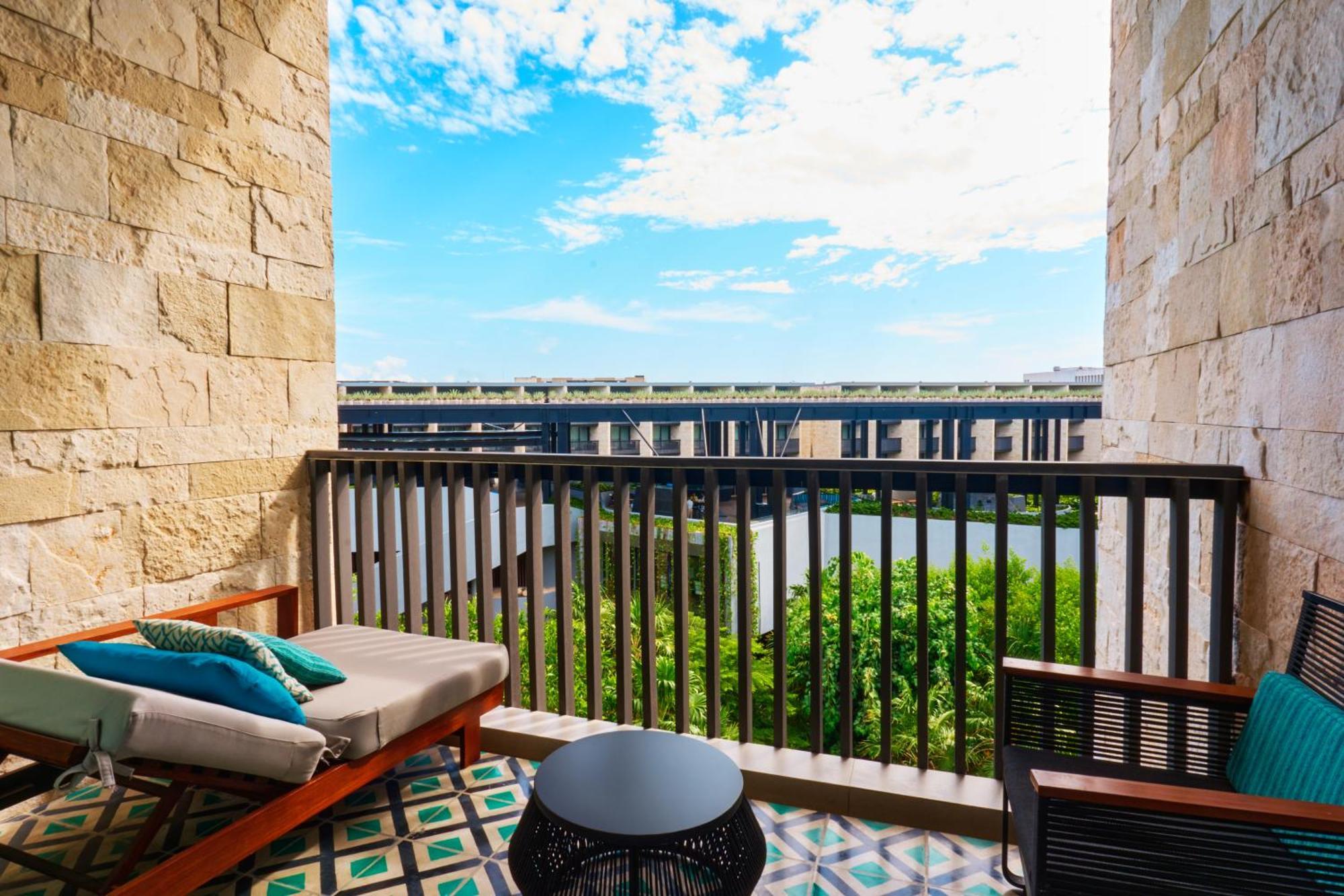 Premium Partial Ocean View 2 Queen
