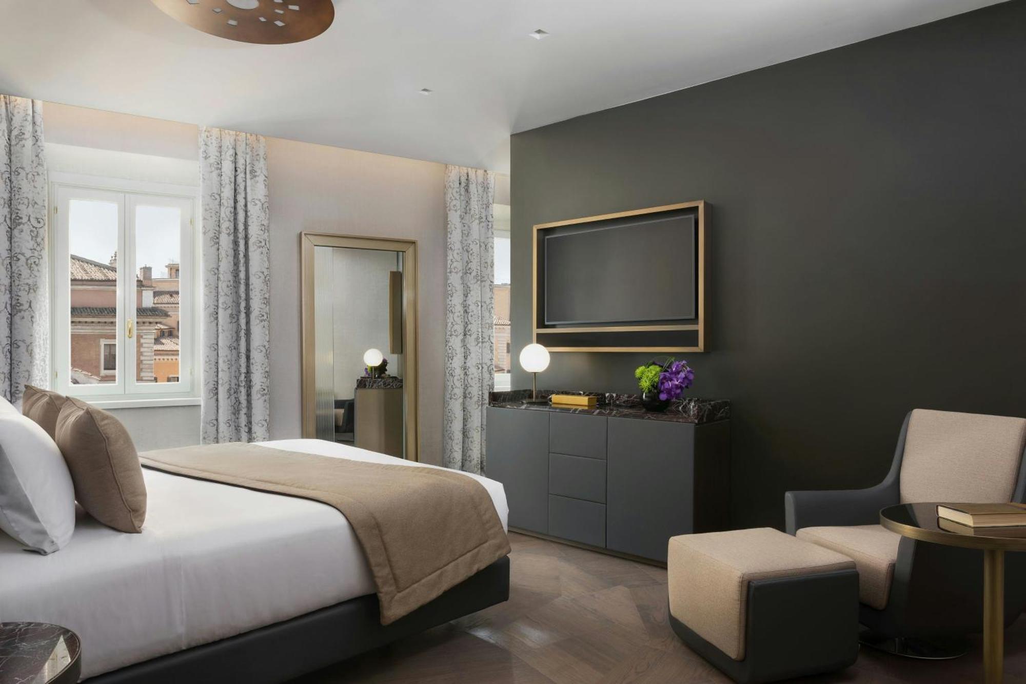 Junior Suite King Bed