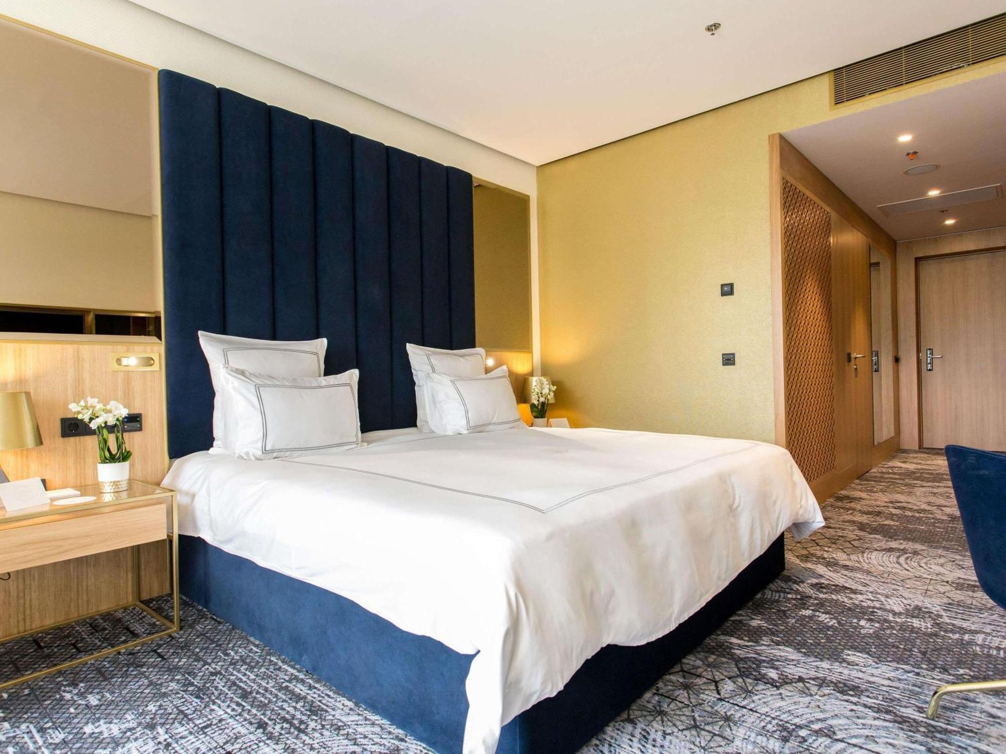 Deluxe King Room,1706954997:JPEG