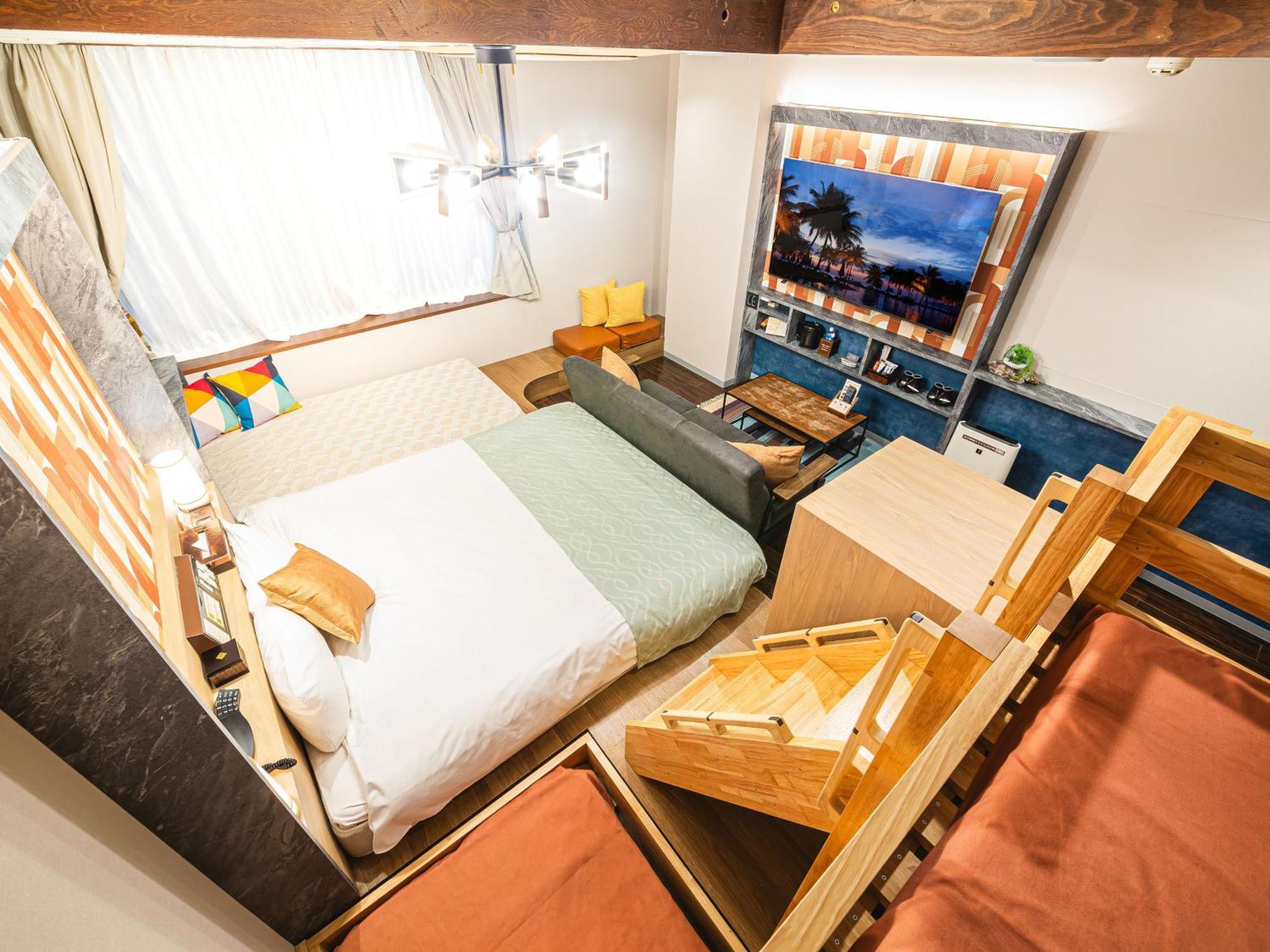 Suite 4 Beds Room Non-Smoking