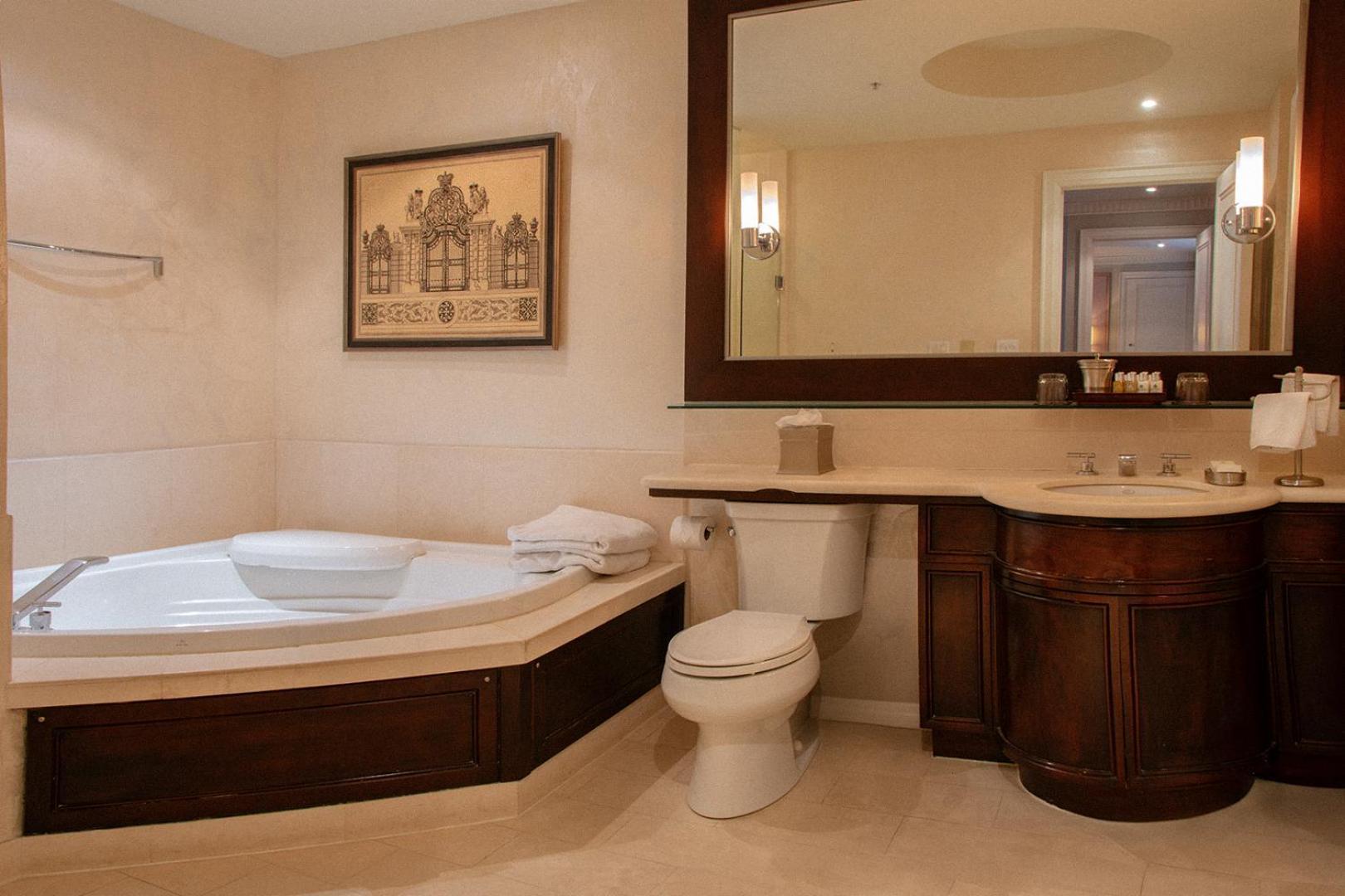 Sultan One-Bedroom Suite