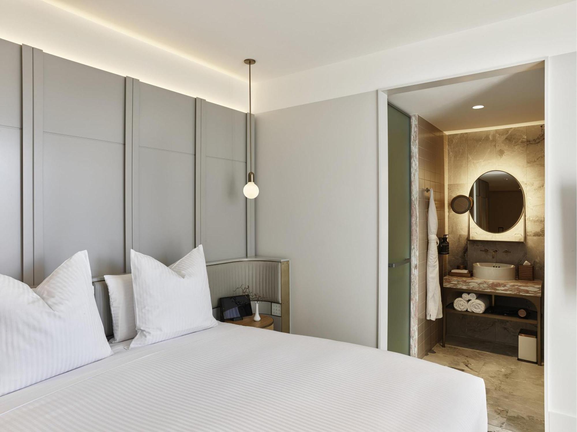 Classic King Room