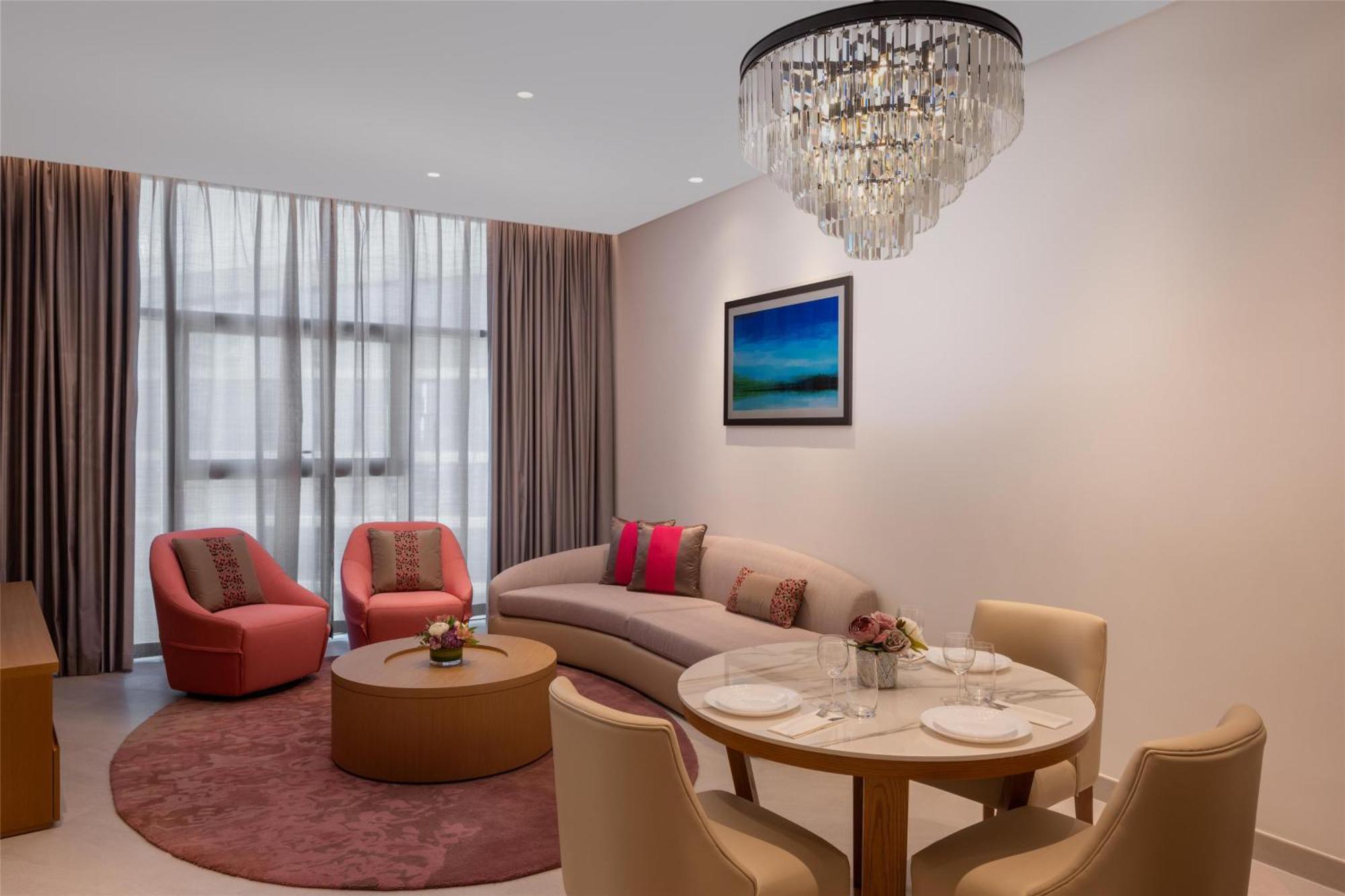 One-Bedroom Apartment with King Bed,1708516145:JPEG