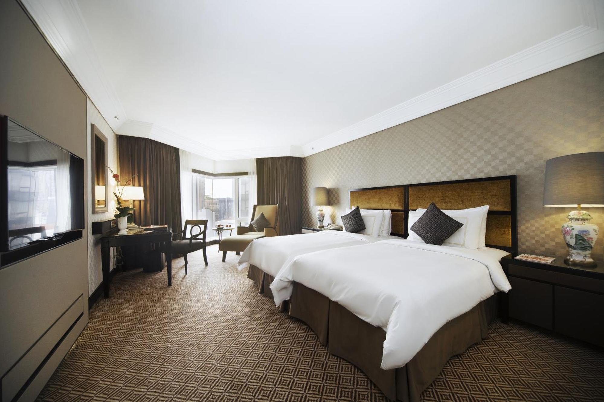 Deluxe Room with One King Bed,1709751882:JPEG