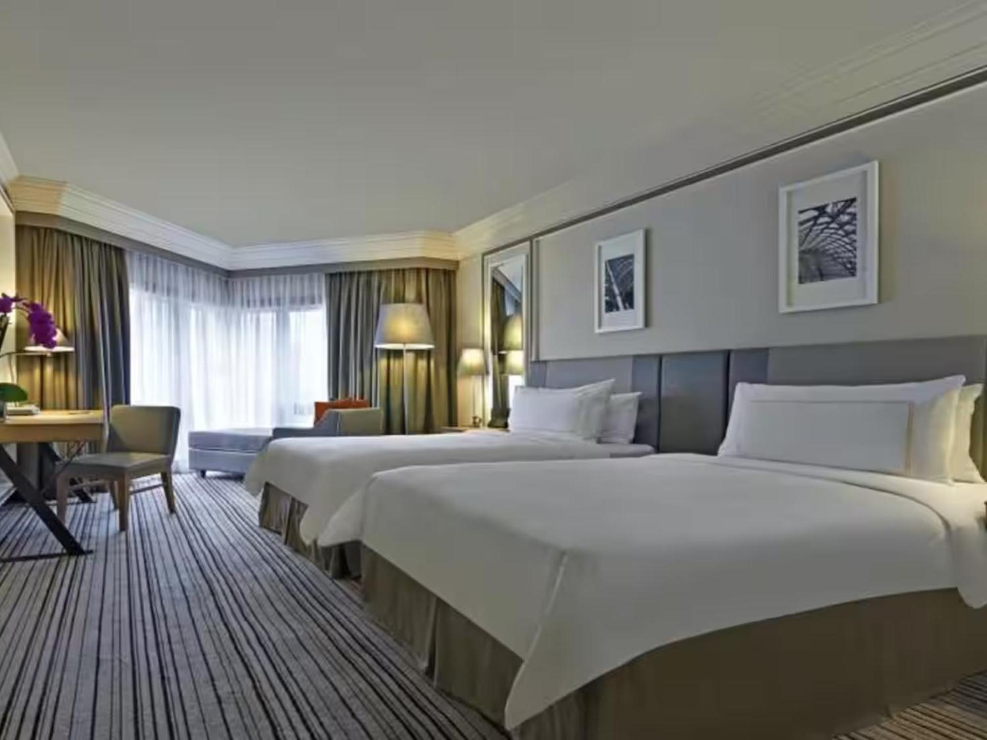 Club Room Two Single Beds