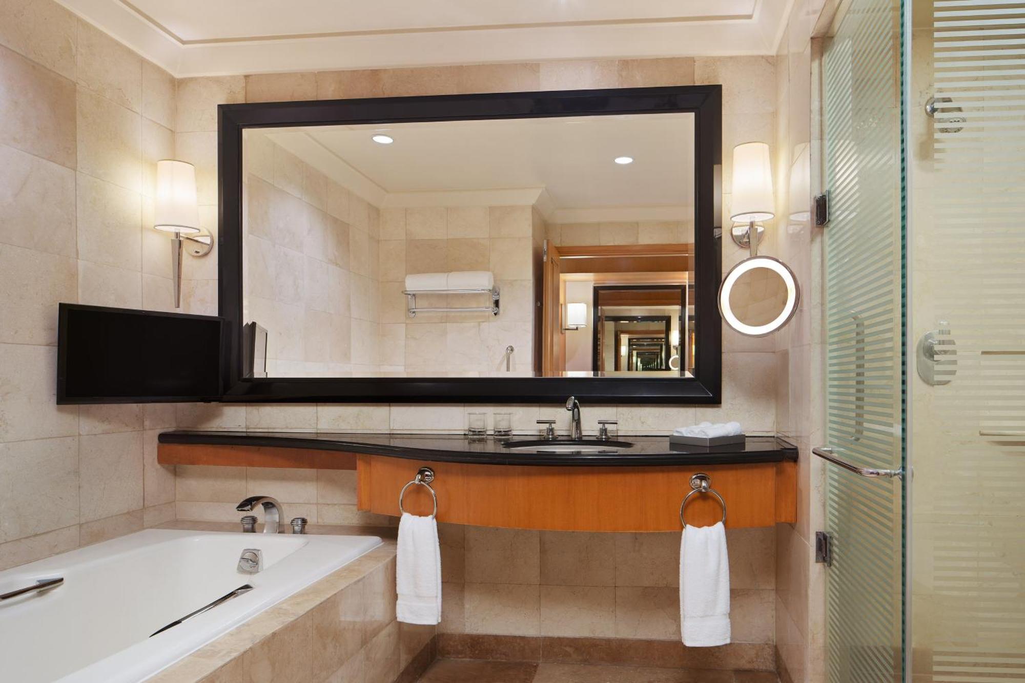 Executive Room Larger Guest room 2 Twin or Single Beds