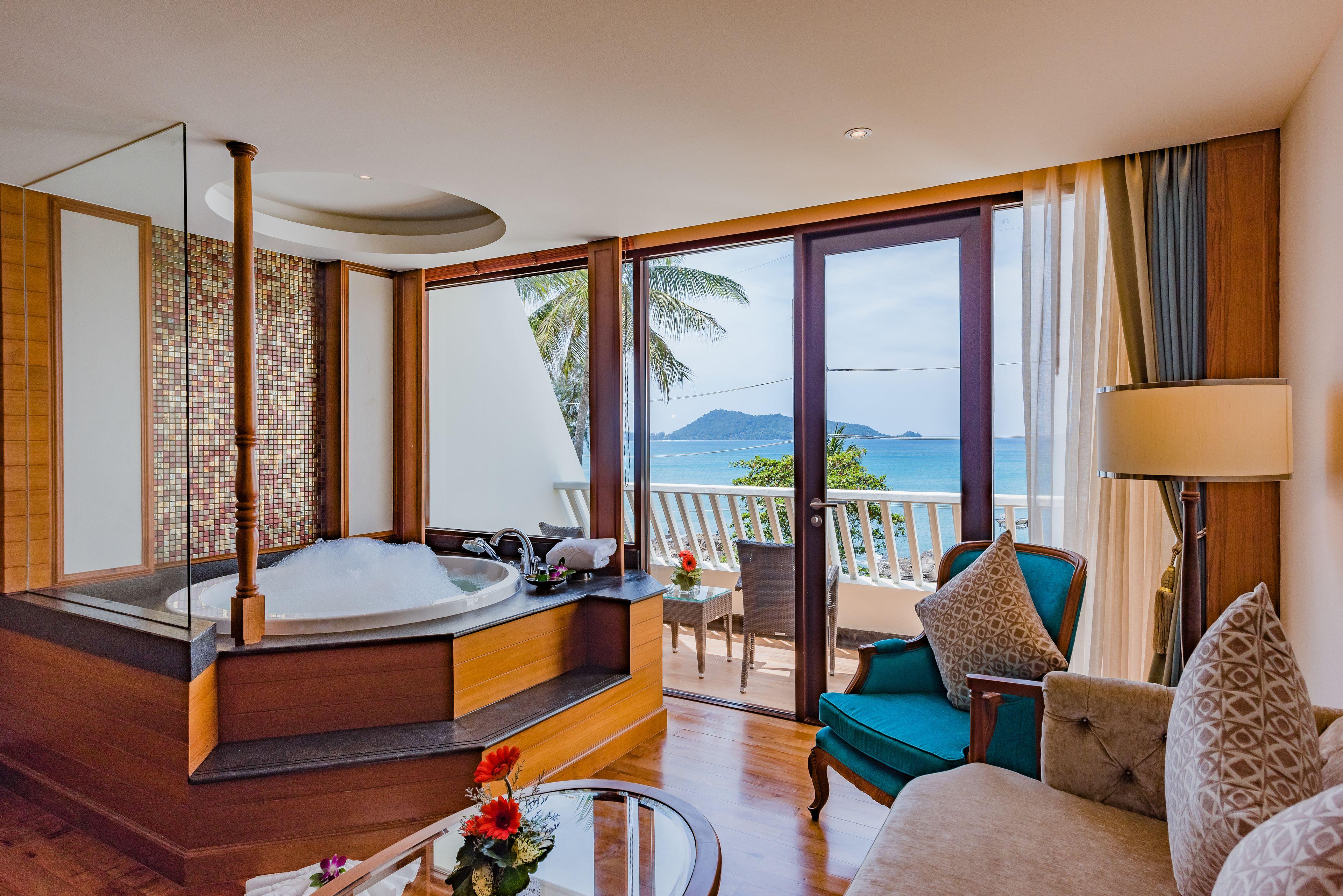 Suite Spa Bath