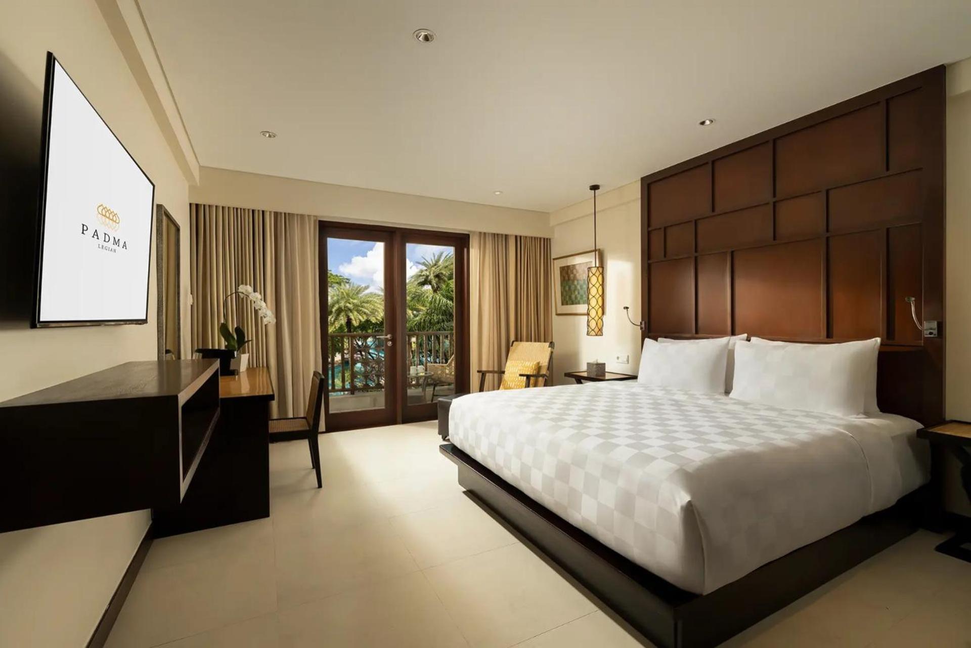 Double or Twin Room Pool View