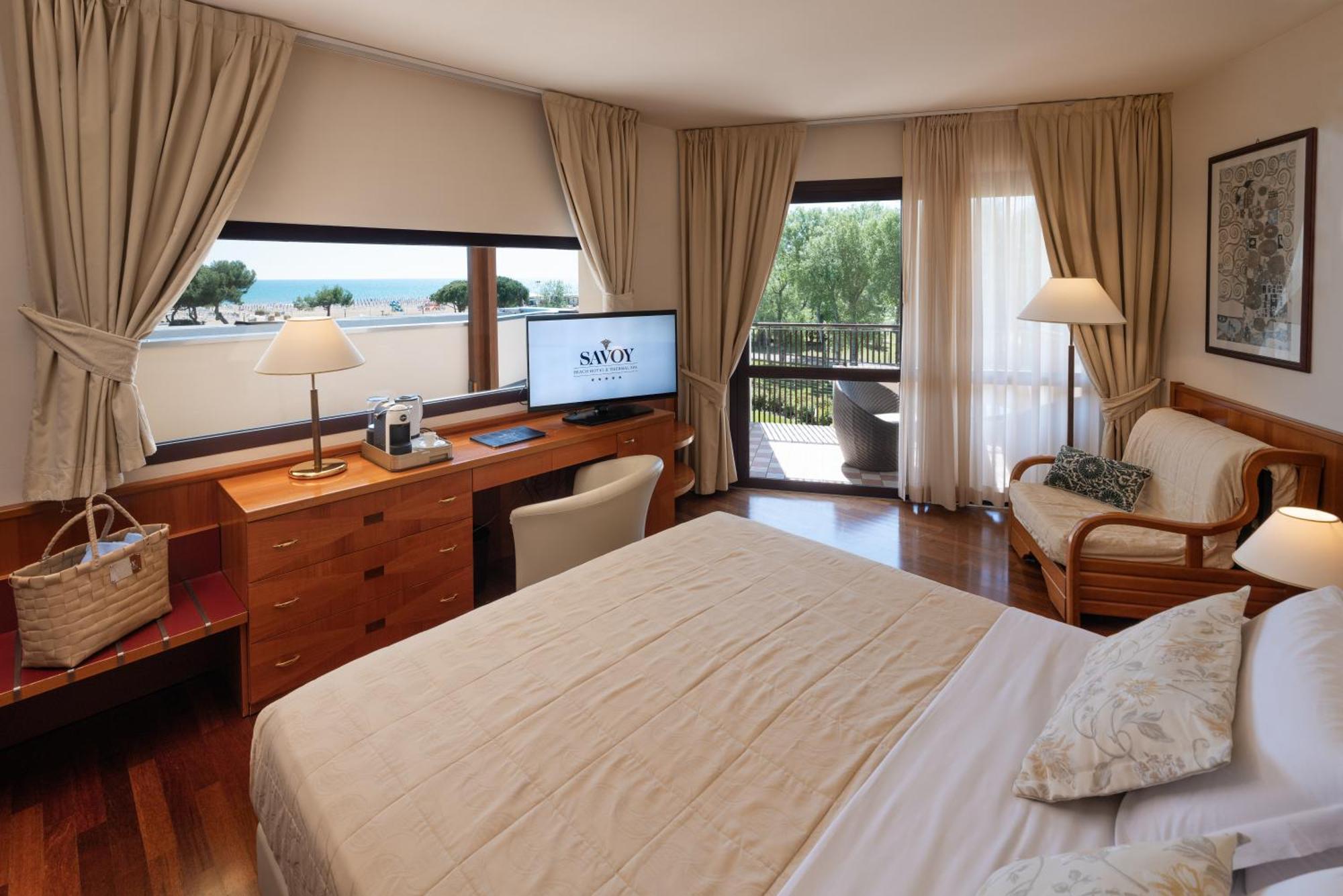 Superior Double or Twin Room Sea View