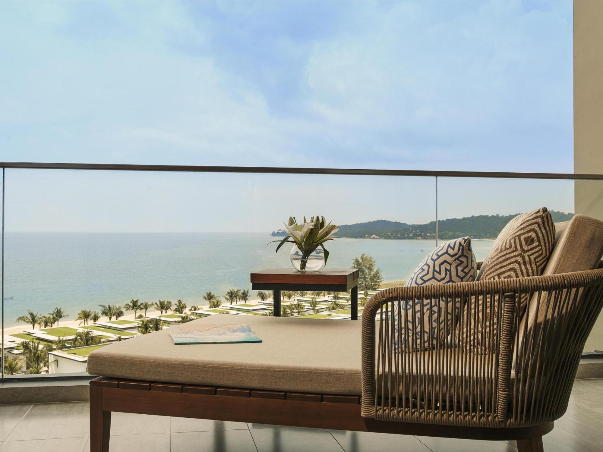 Chambre Lits Jumeaux Supérieure avec Balcon et Vue sur la Mer