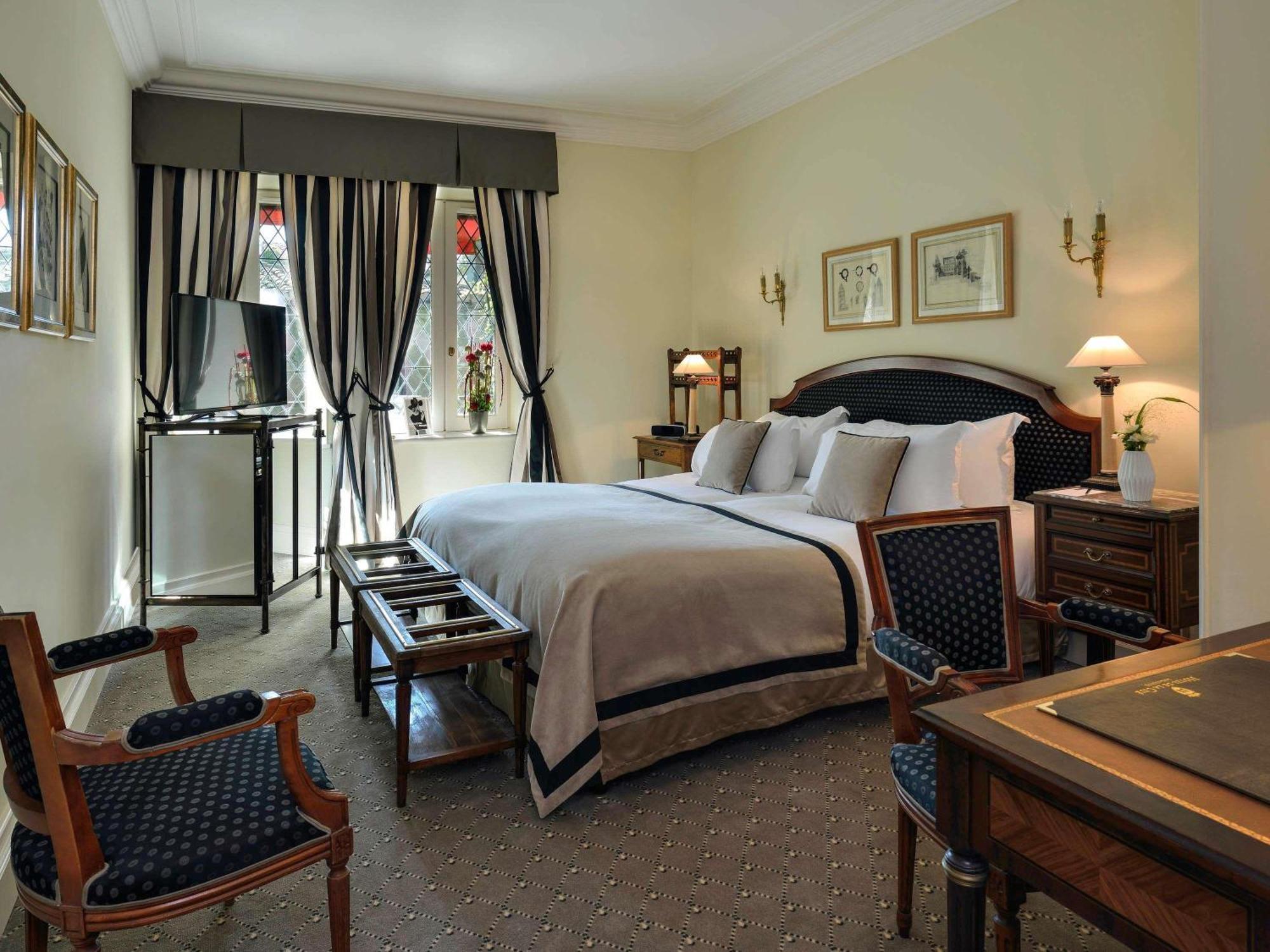 Classic King Room Street View,1716978184:JPEG