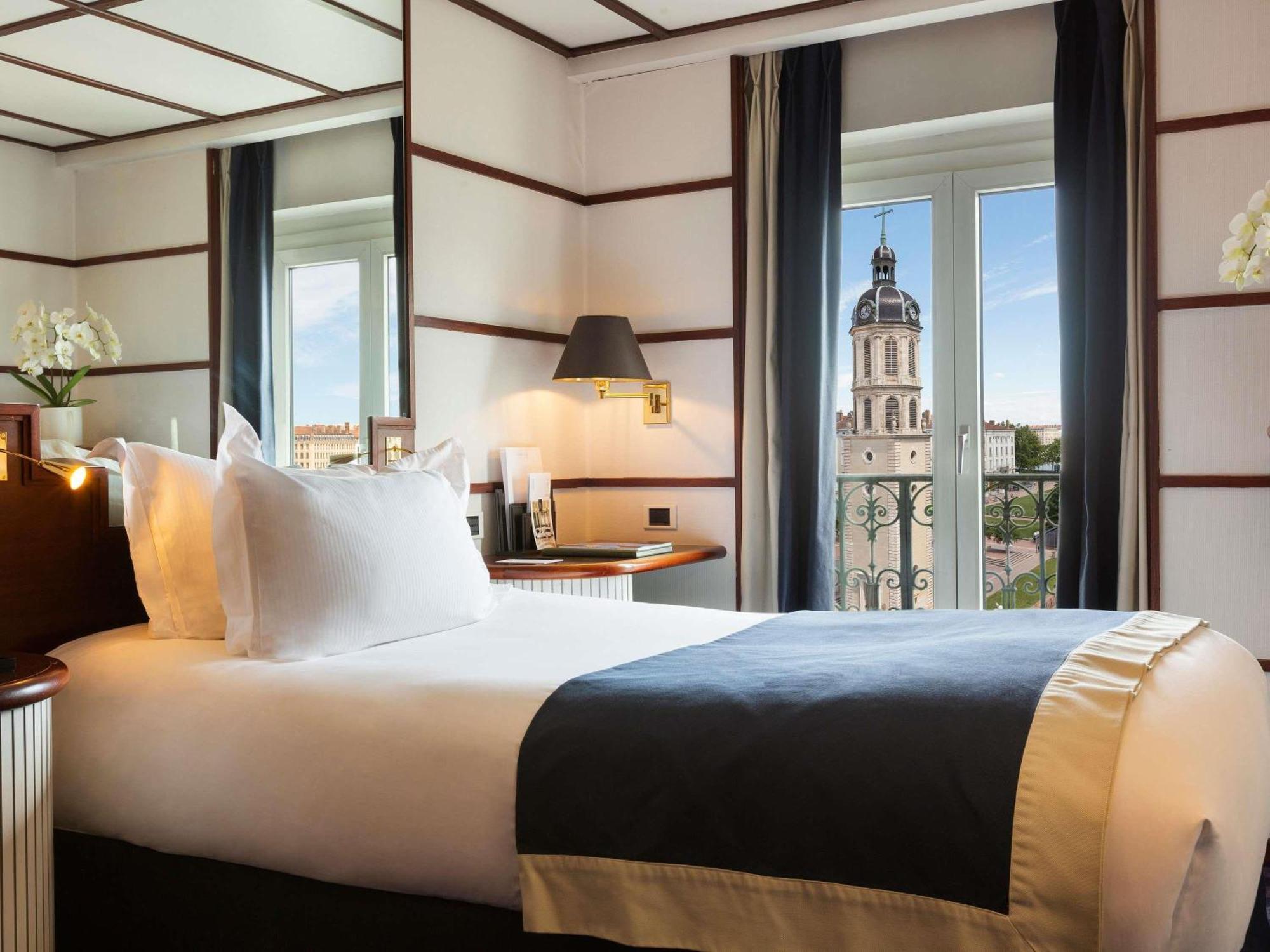 Classic Single Room with City View,1717001362:JPEG
