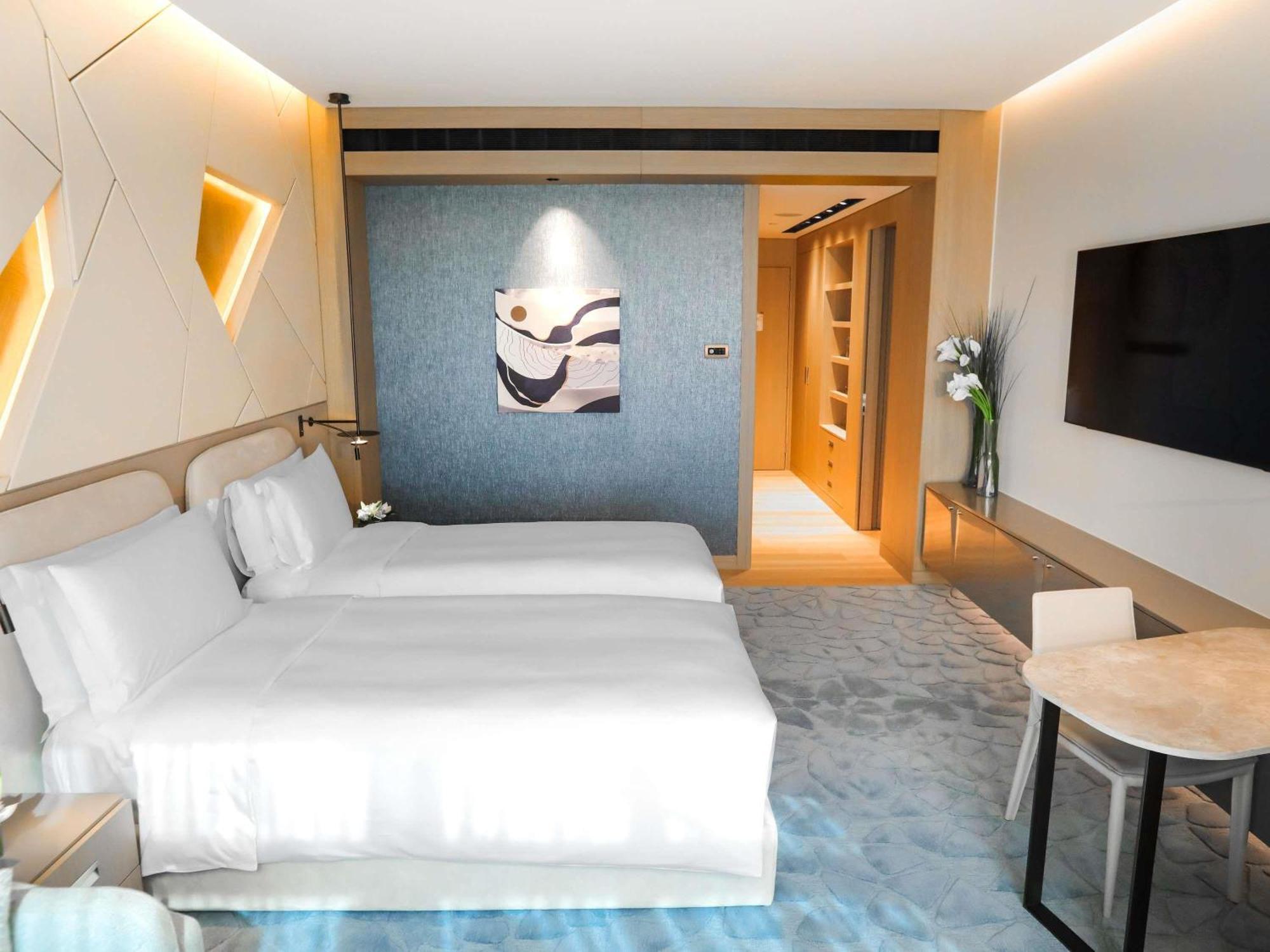 Premium Twin Room