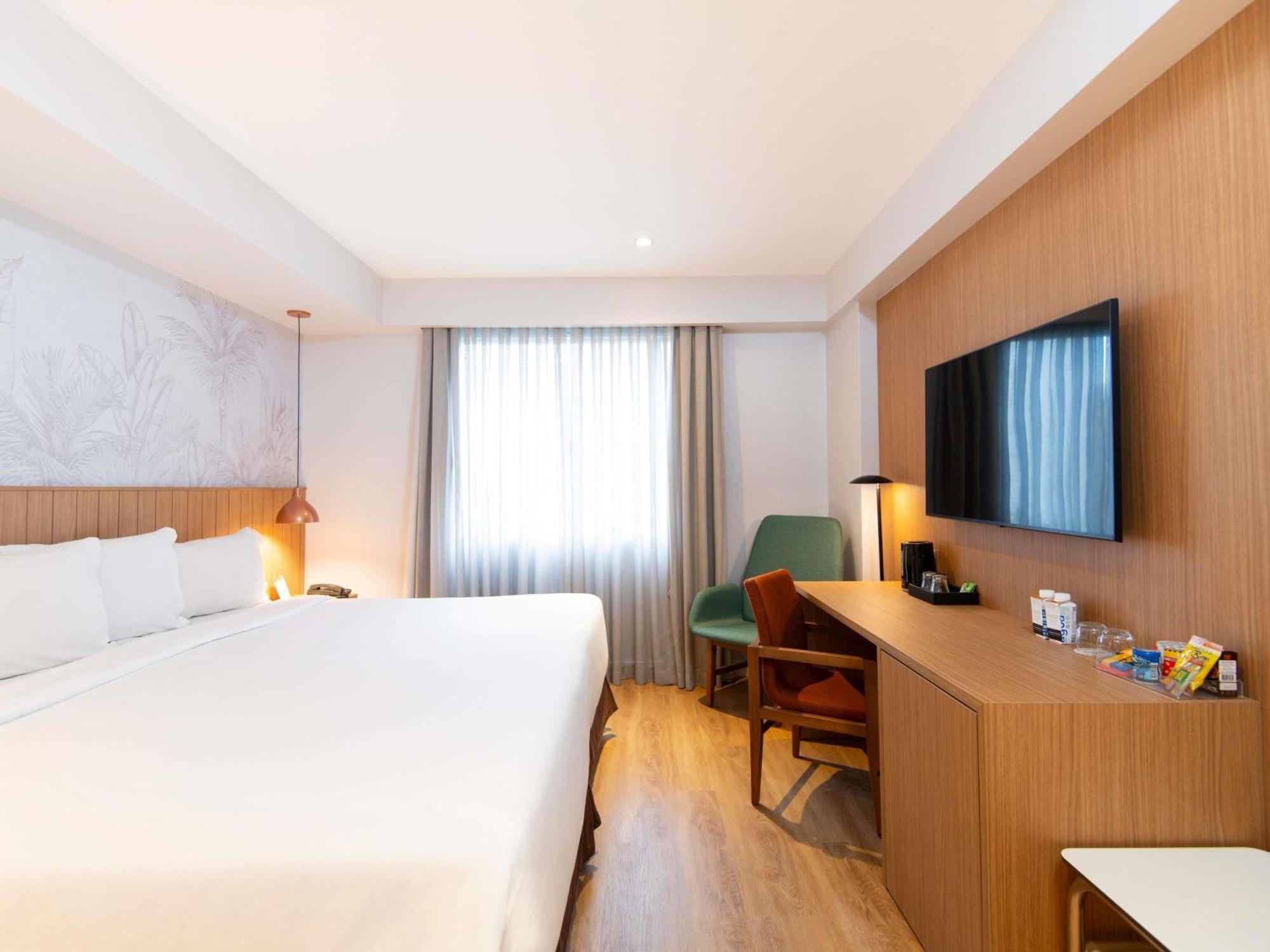 Deluxe King Room,1765191544:JPEG