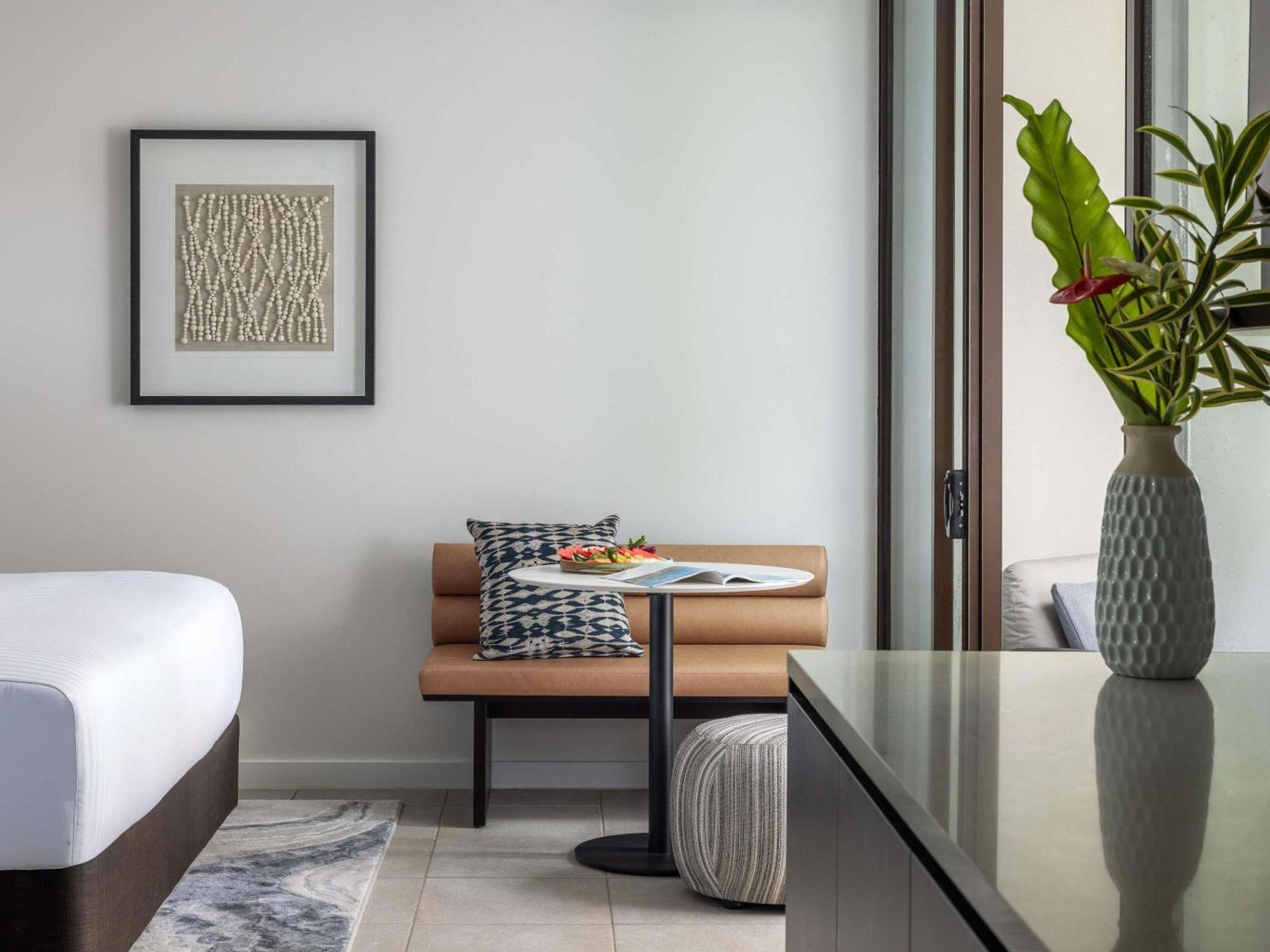 Studio Spa Room