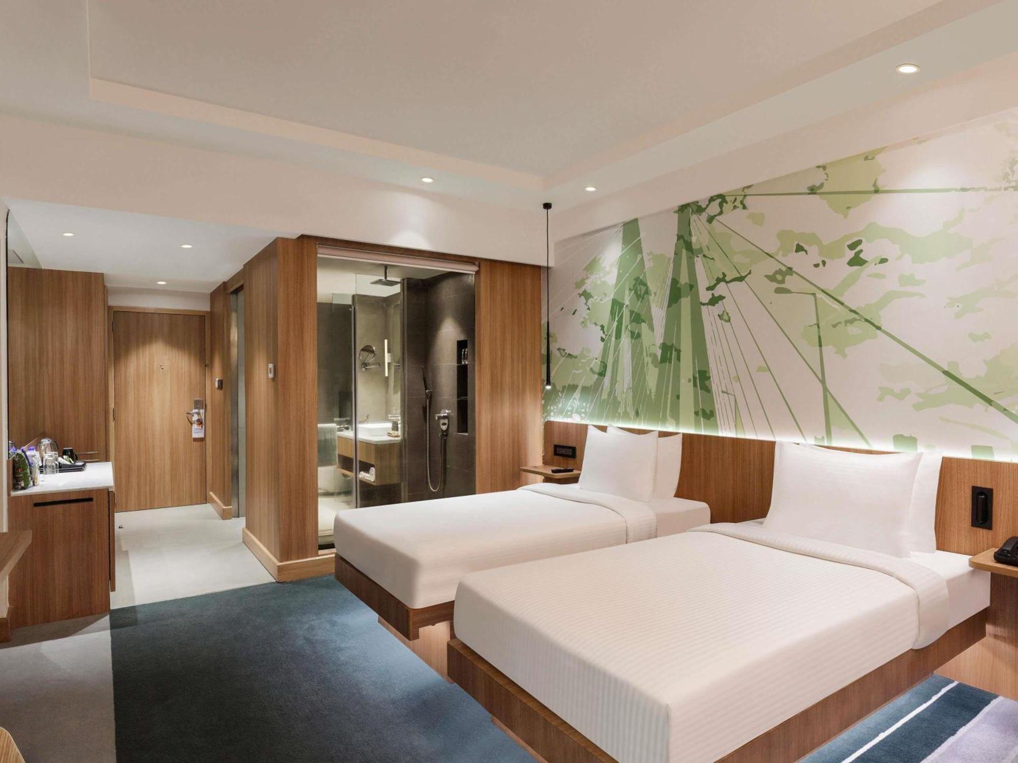 Premier Twin Bed City View - Higher Floor, Buffet Breakfast, Premier Lounge with Cocktail Hrs. from 18:00 Hrs. to 20:00 Hrs,1730024255:JPEG