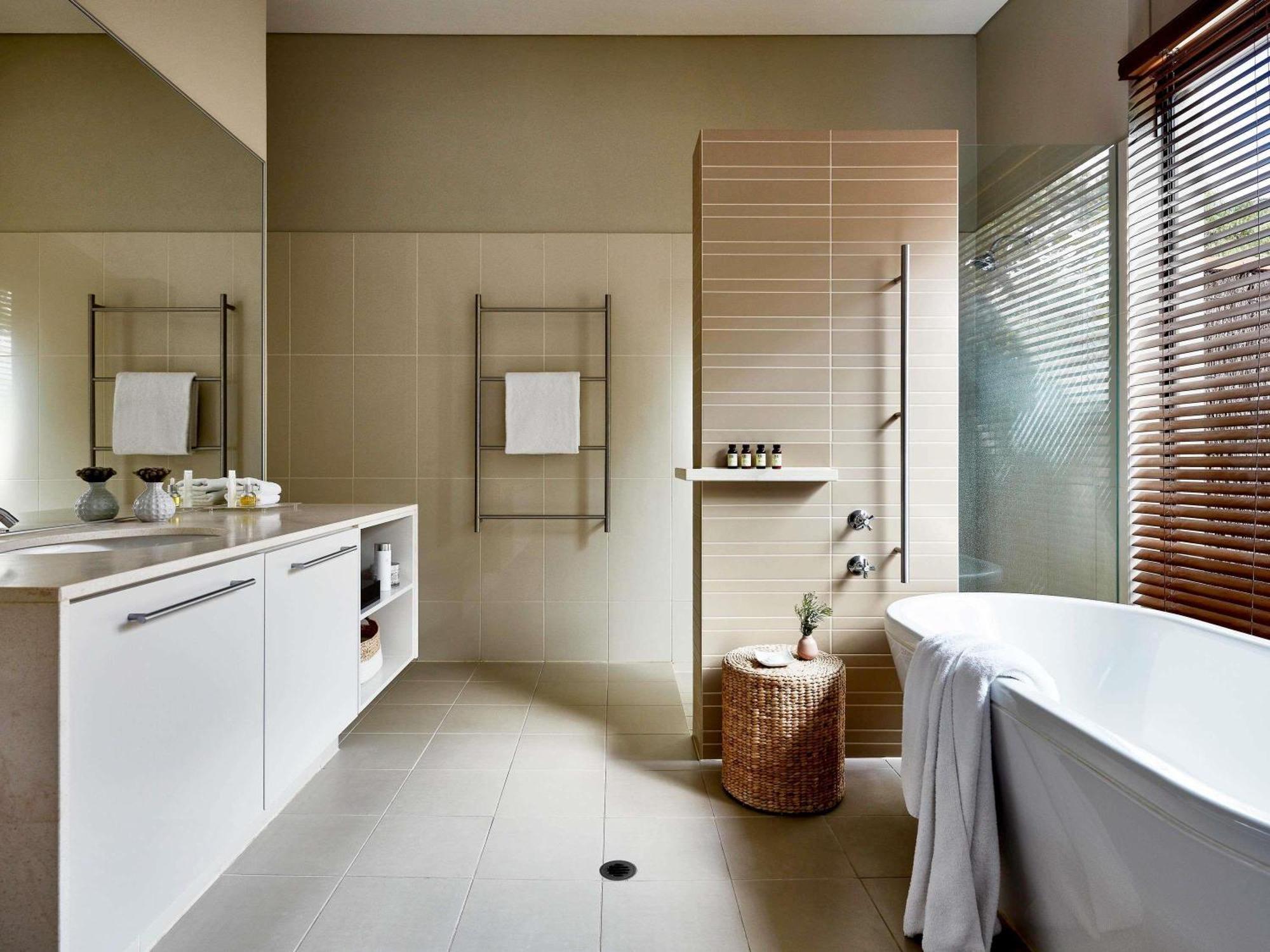 Two-Bedroom Two-Bathroom Villa,1717040624:JPEG
