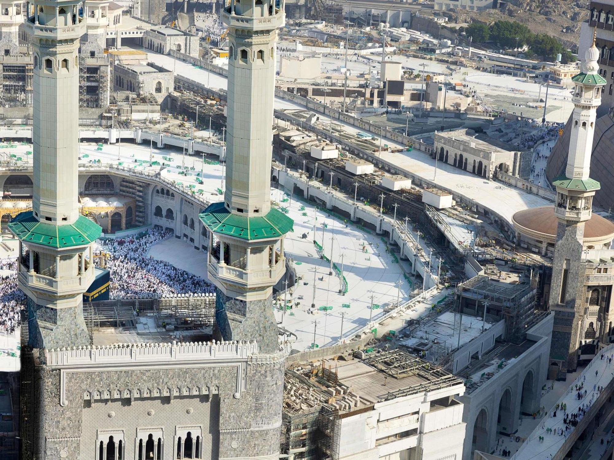 Signature One Bedroom Suite Partial Kaaba View