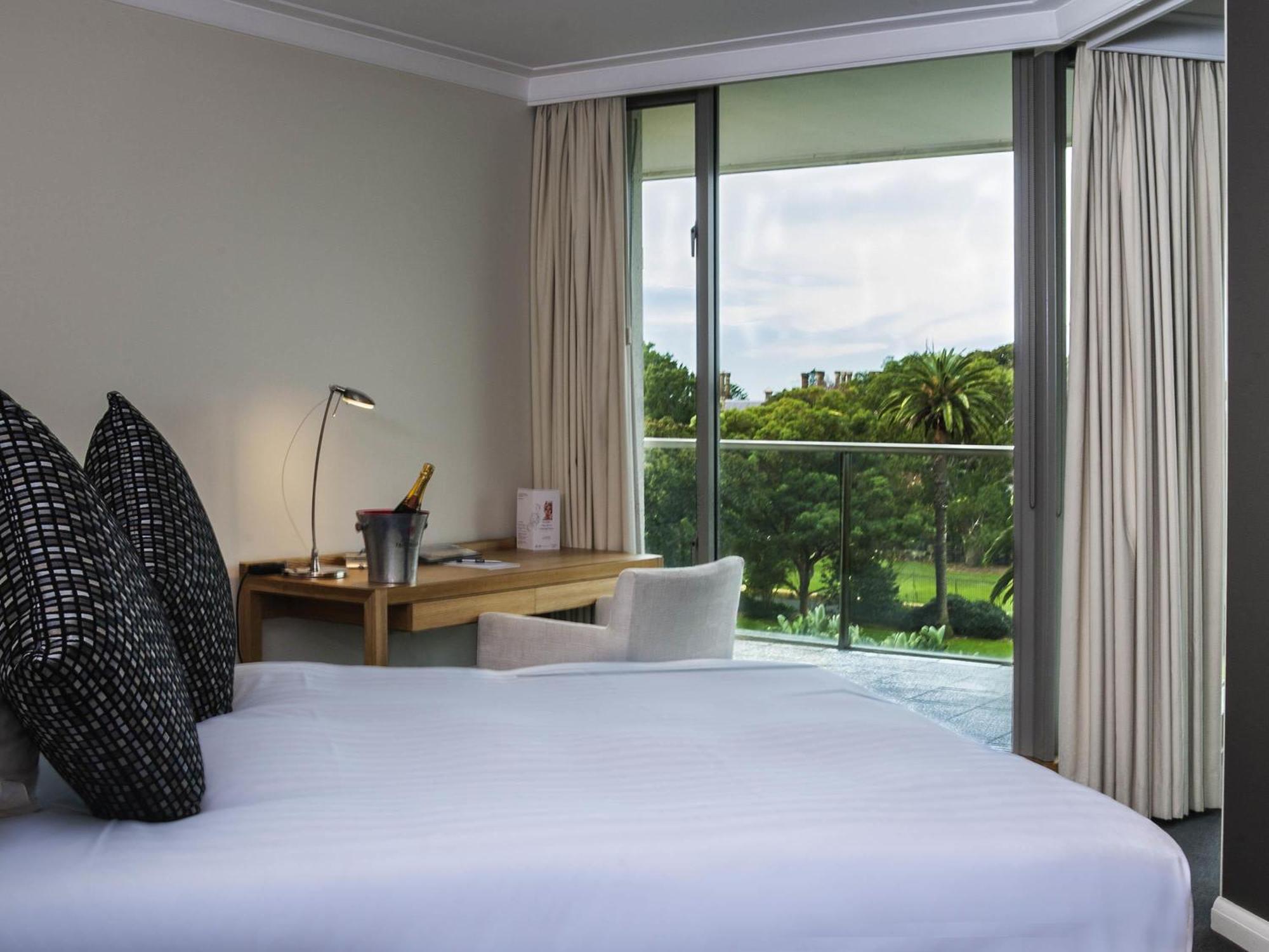 One-Bedroom Apartment Garden View Non-refurbished
