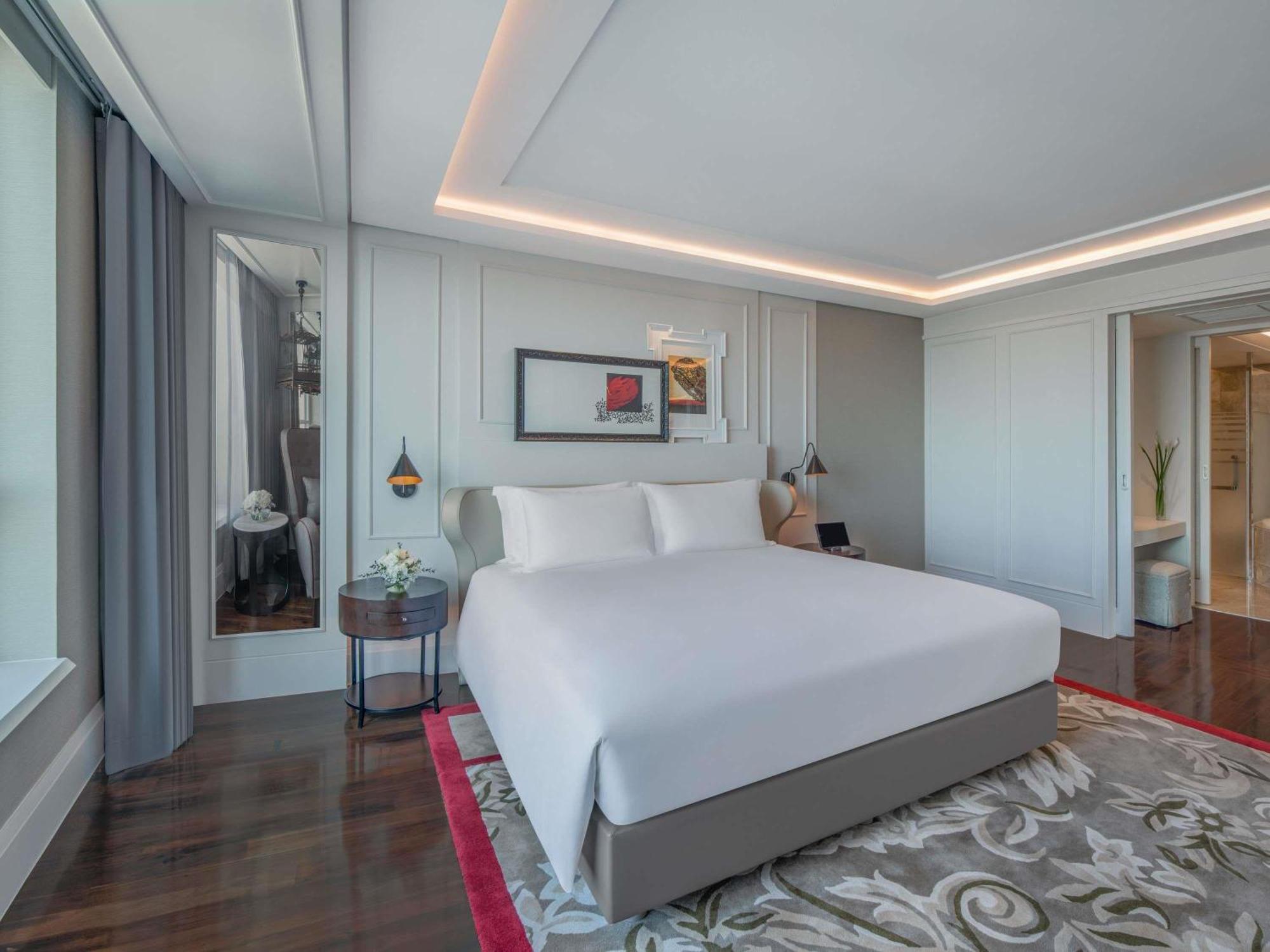 Prestige King Suite with Club Millesime Access,1717059775:JPEG