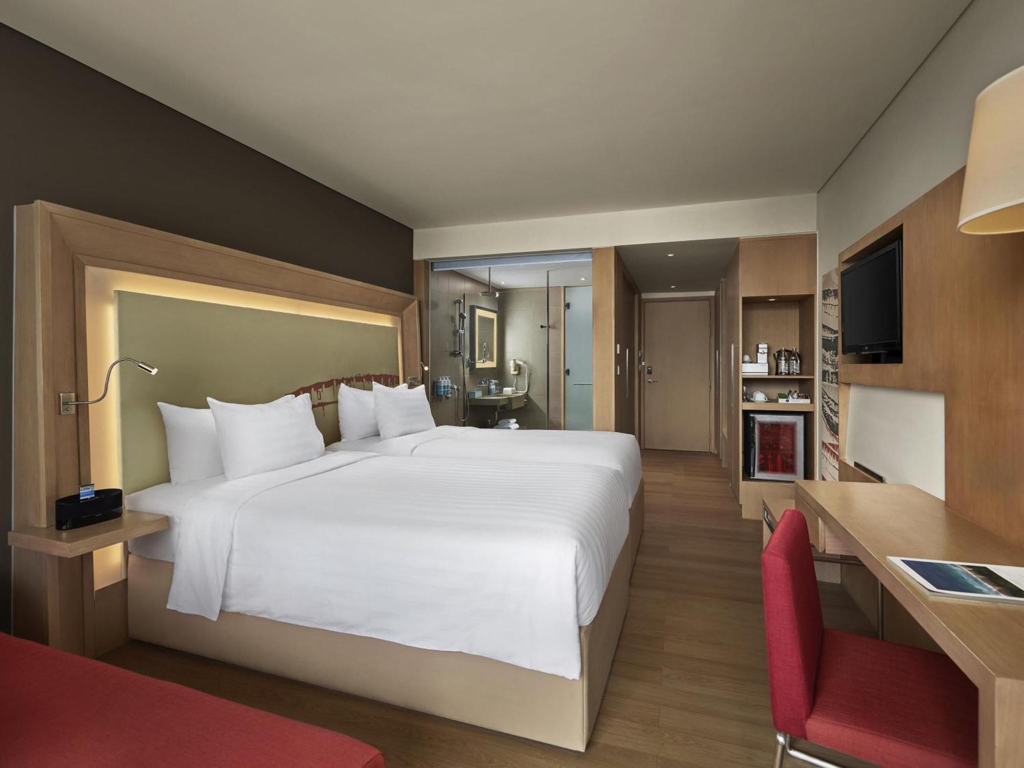 Executive Twin Room with Balcony and Han River View - Executive Lounge Access,1717075012:JPEG