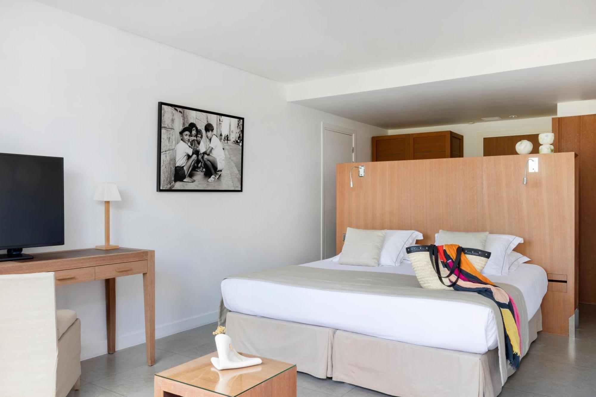 Superior Double Room,1717093566:JPEG