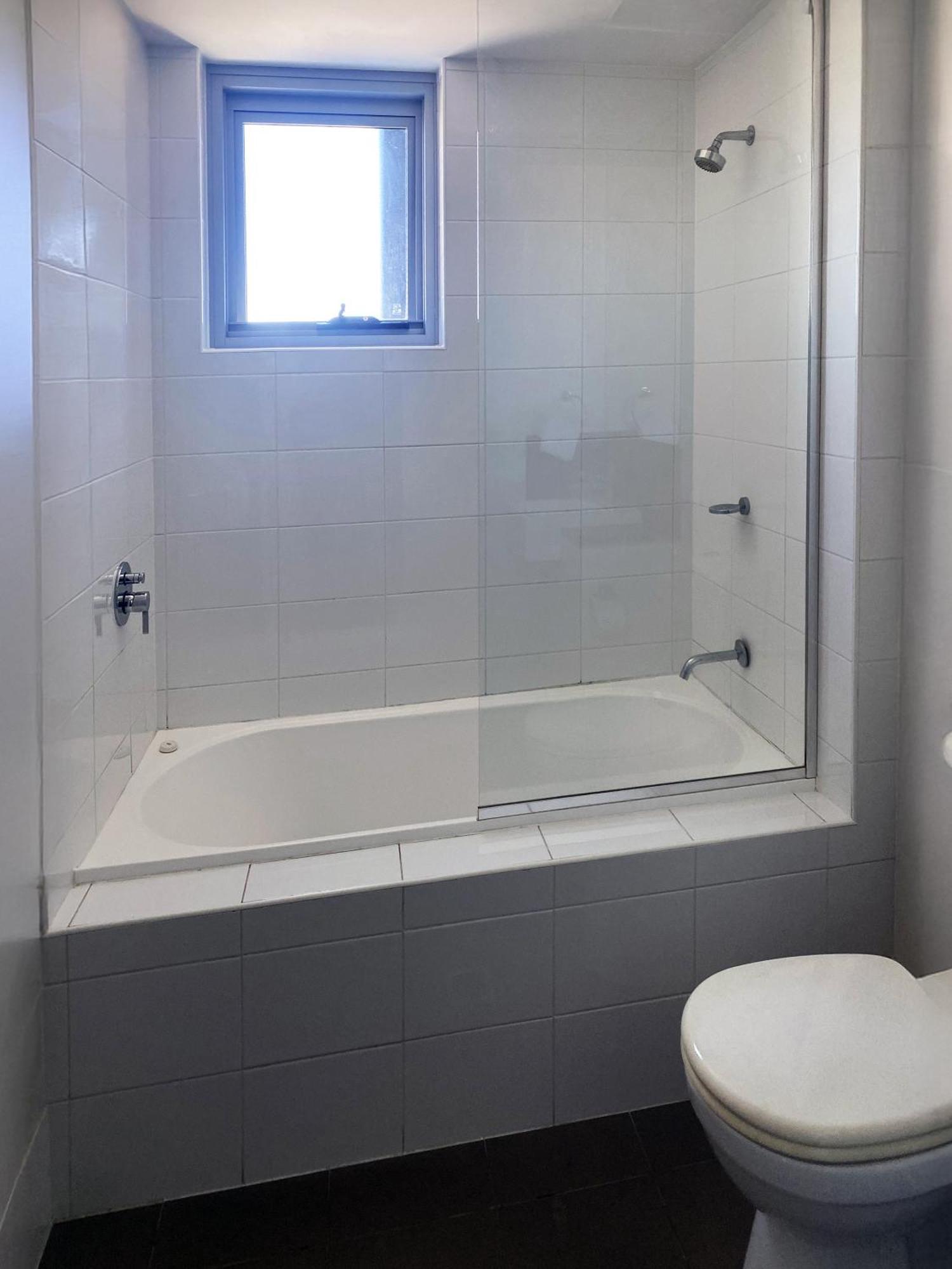 Two-Bedroom Apartment,1742884122:JPEG