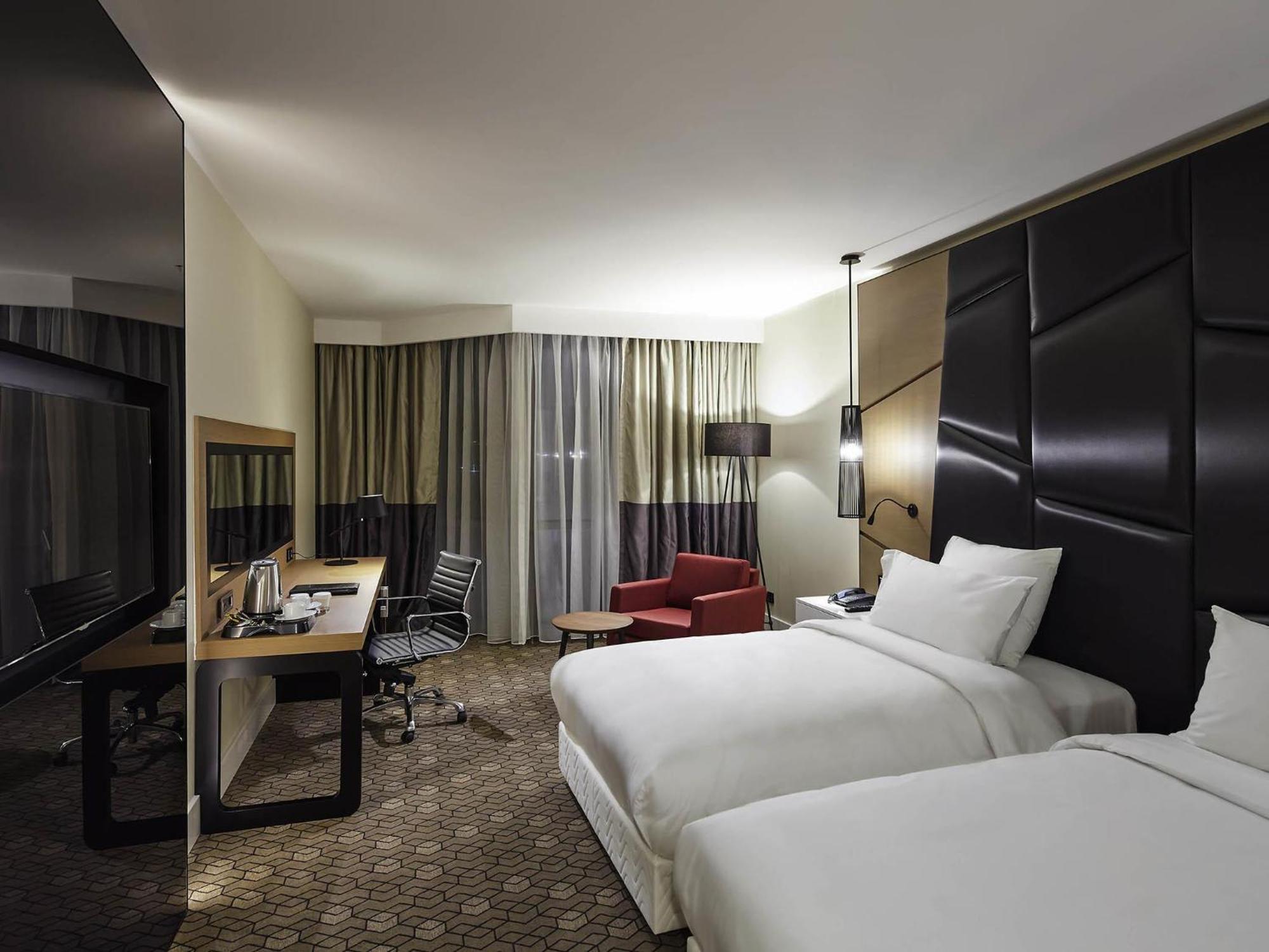 Deluxe Room Twin Bed City View,1765394226:JPEG