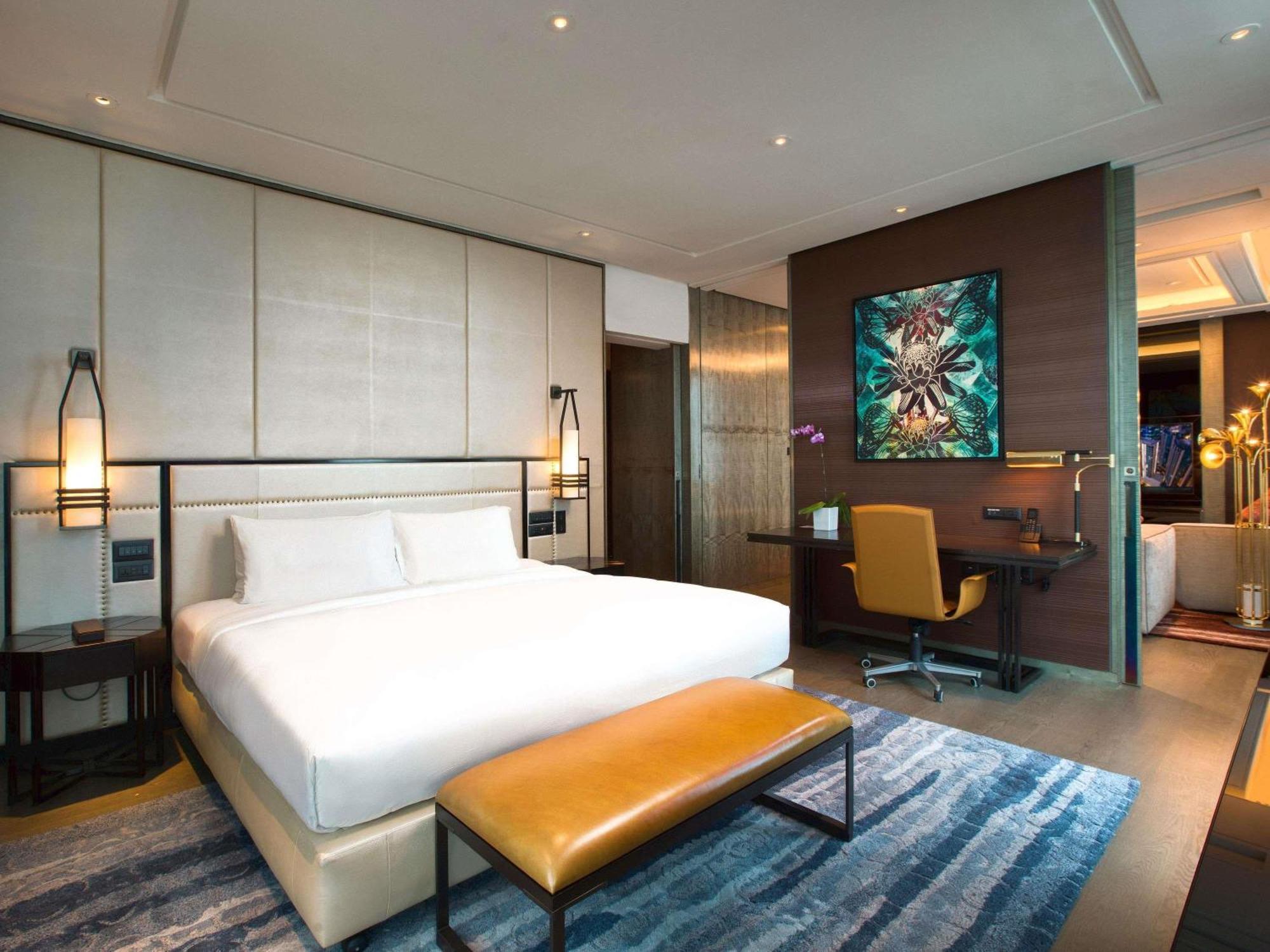 OPERA SUITE, Club Millésime Access, 1 King Size Bed,1717133113:JPEG