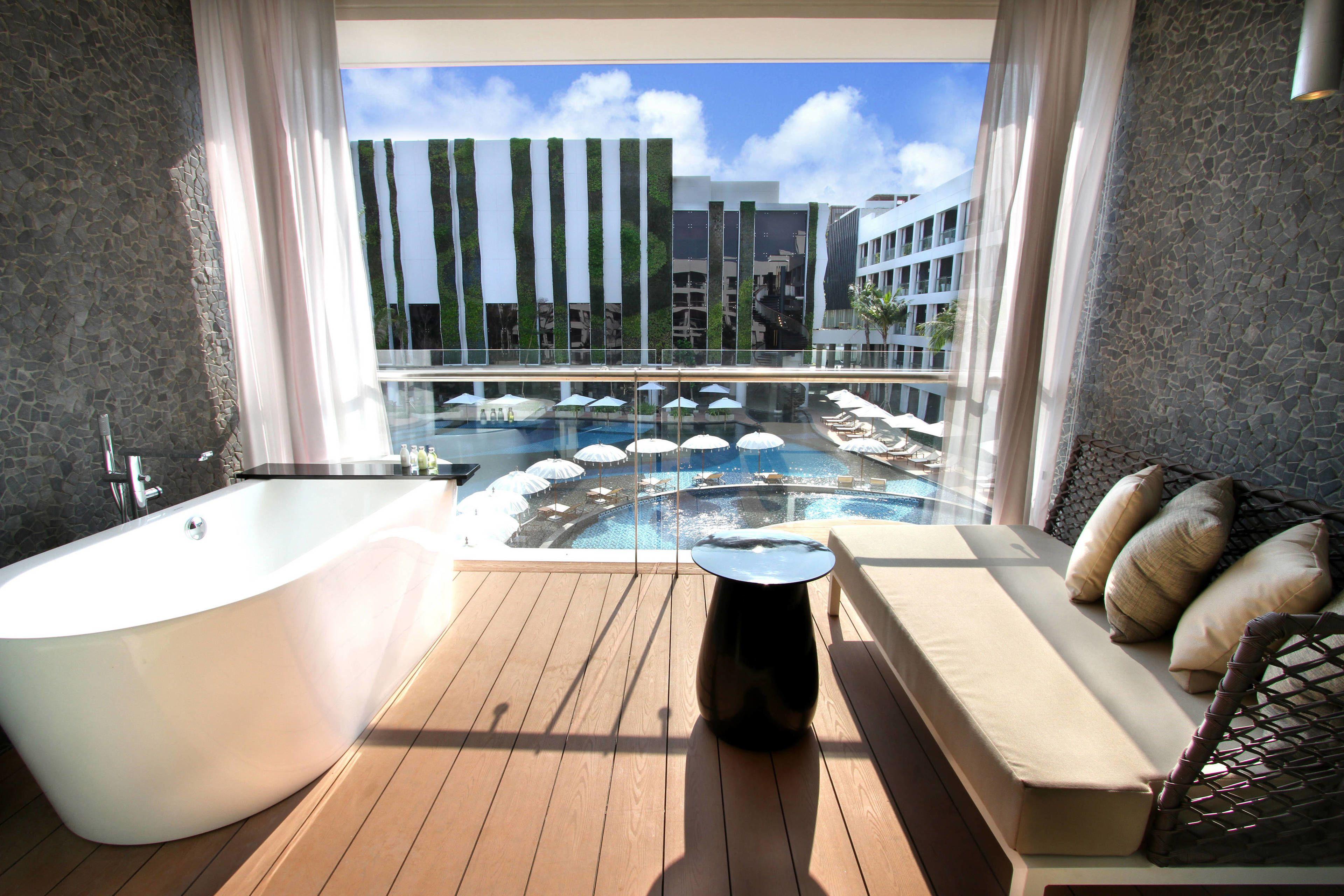 Deluxe King Pool View with Free Daily Minibar,1717297136:JPEG